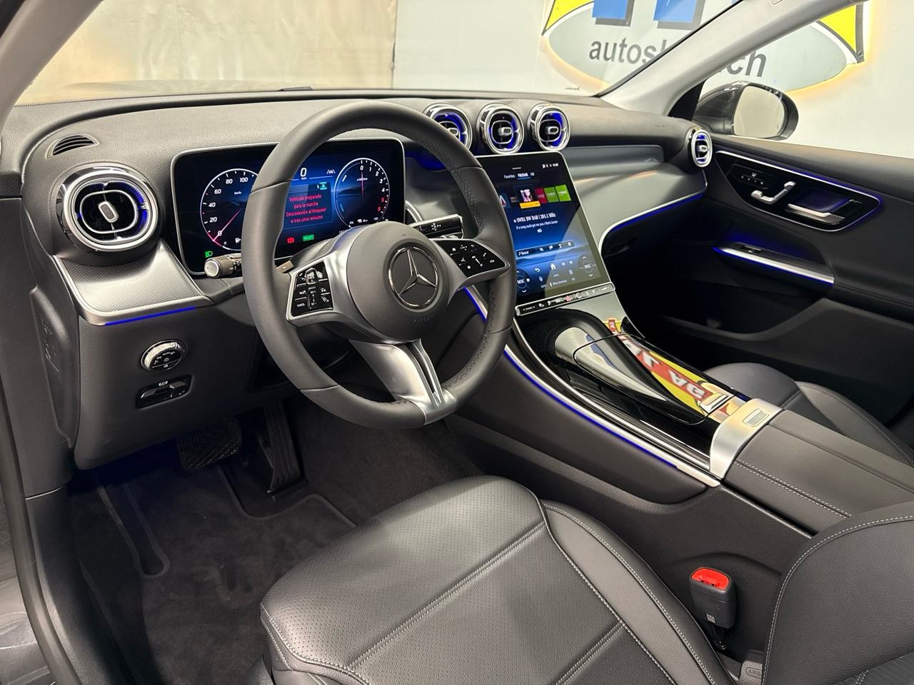 MERCEDES-BENZ GLC 300 de 4Matic EQ Star 9G-Tronic-showroom-element-2