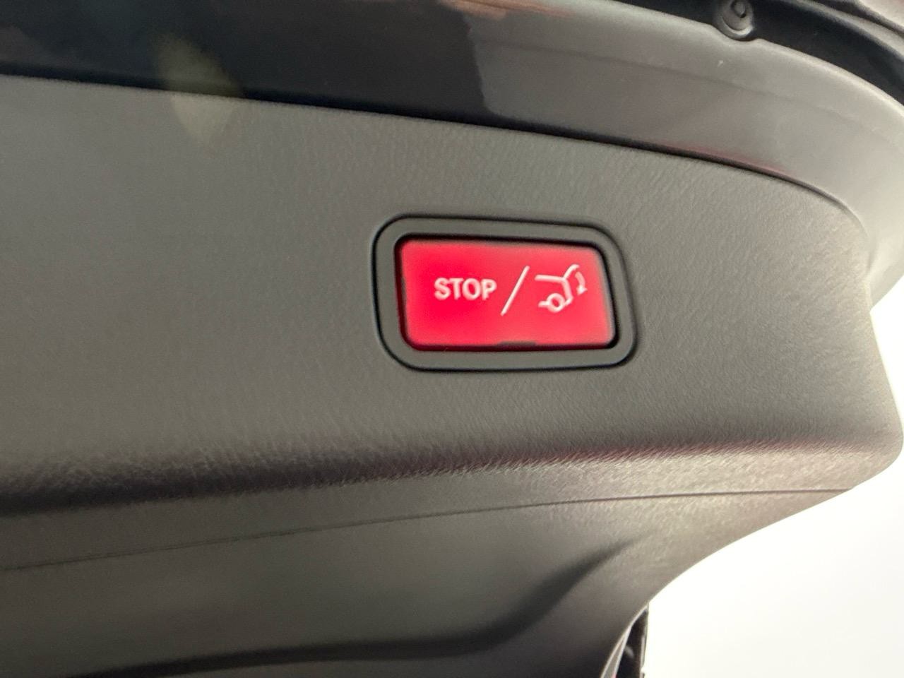 MERCEDES-BENZ GLC 300 de 4Matic EQ Star 9G-Tronic-image-11
