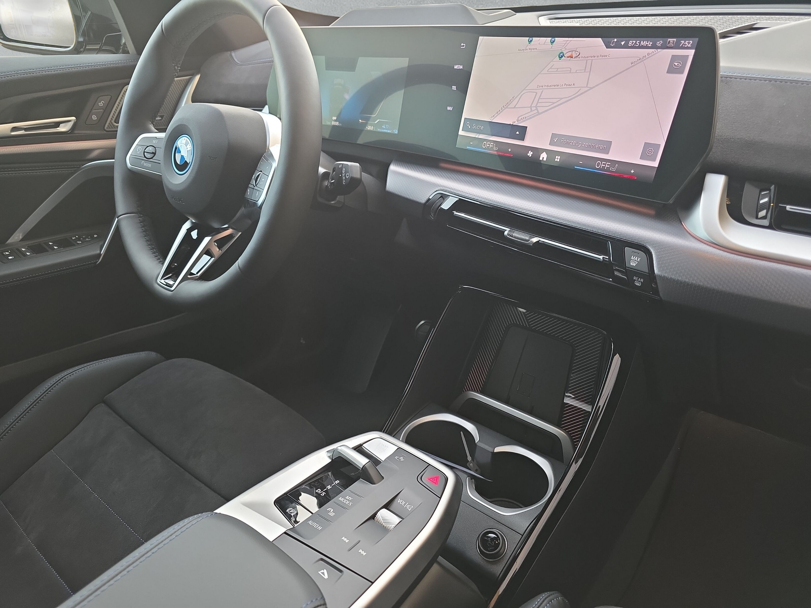 BMW X1 xDrive 30e M Sport Pro-image-14