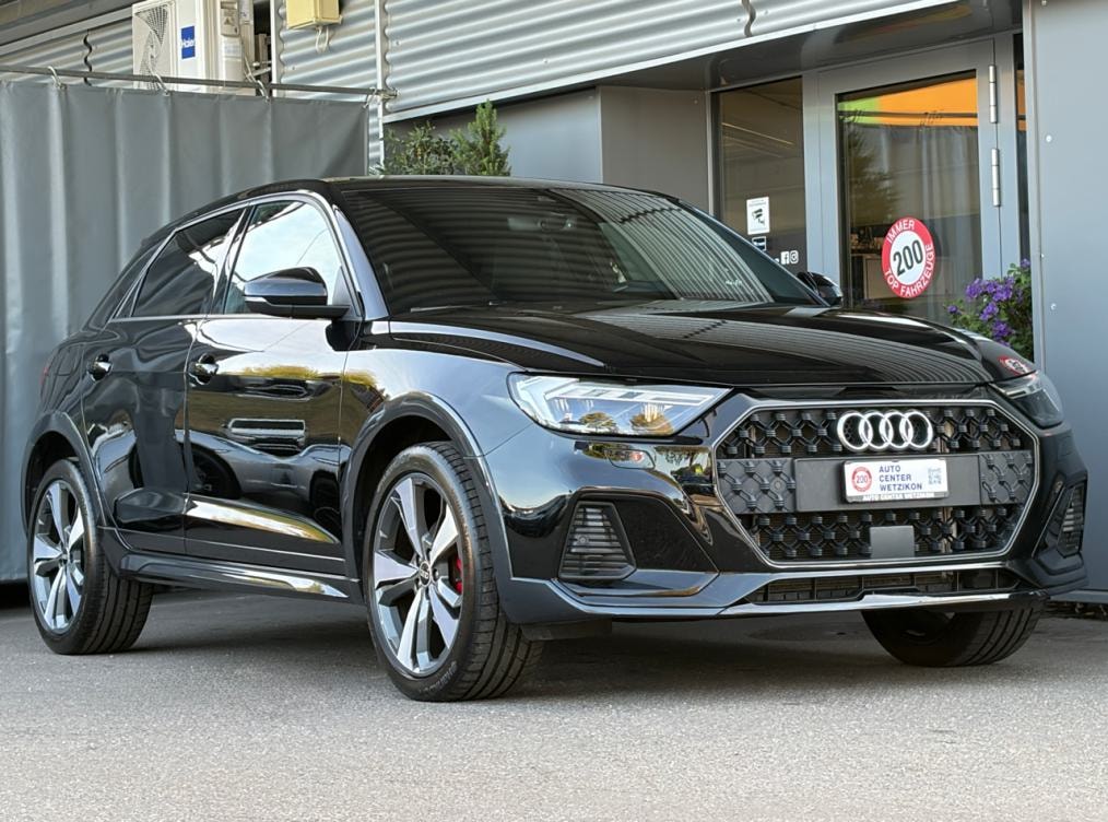 AUDI A1 City Carver 35 TFSI S line-showroom-element-1