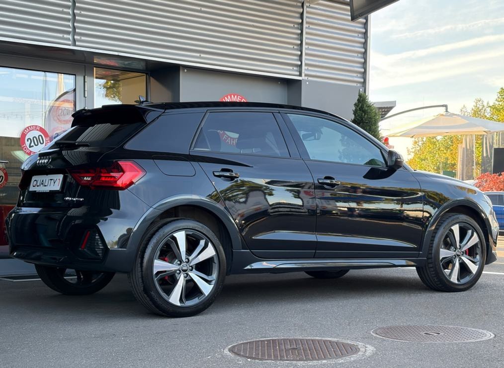 AUDI A1 City Carver 35 TFSI S line-showroom-element-2
