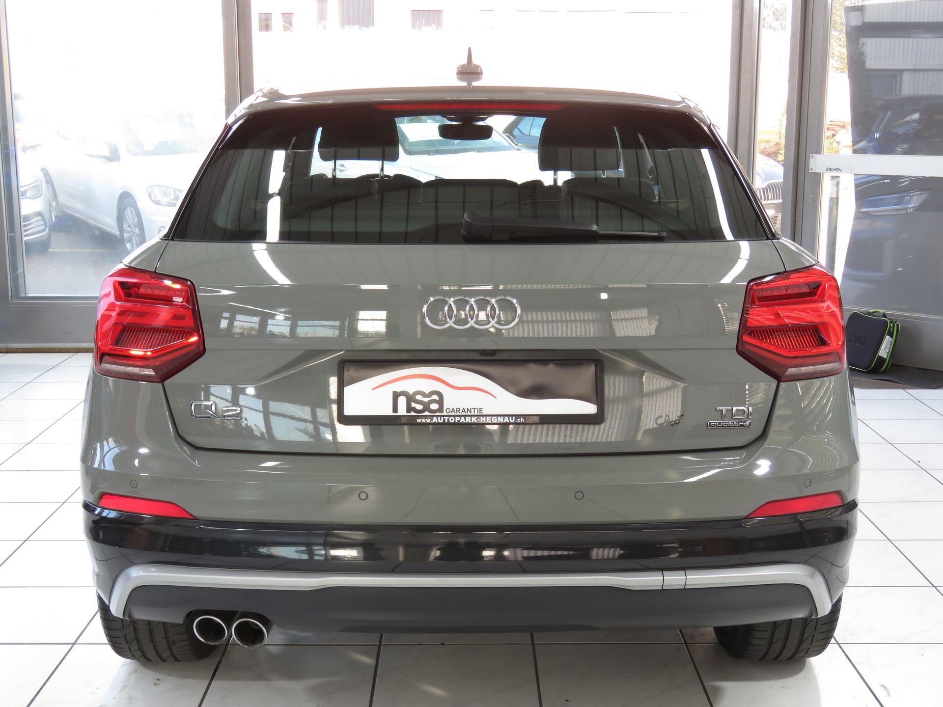 AUDI Q2 2.0 TDI Edition # 1 Quattro S-tronic (Automat)-image-4