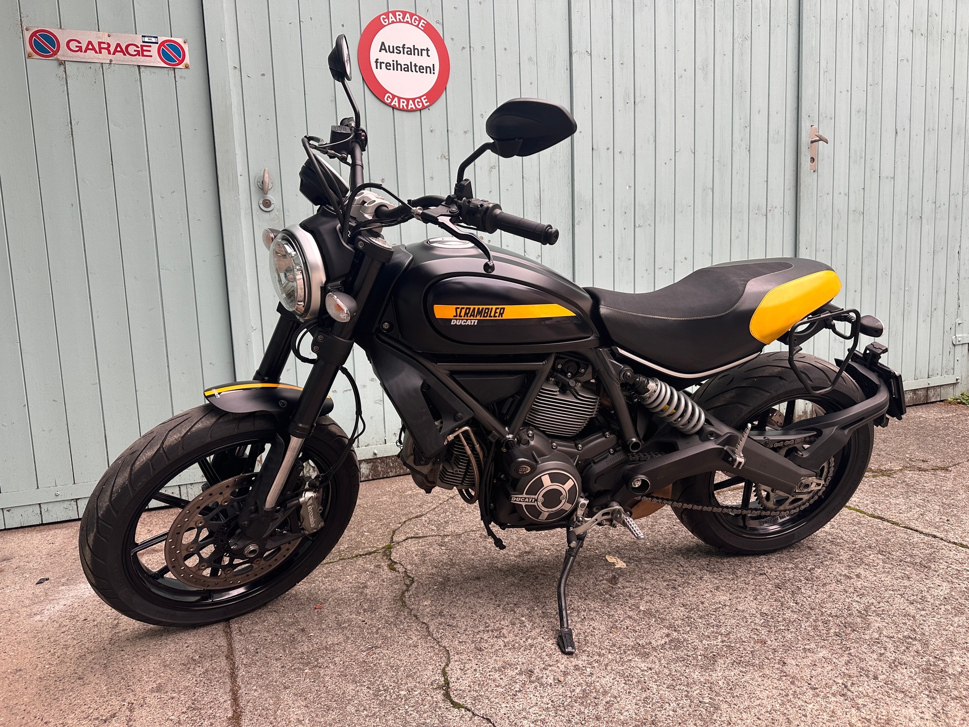 DUCATI Scrambler 800 Full Throttle-image-2