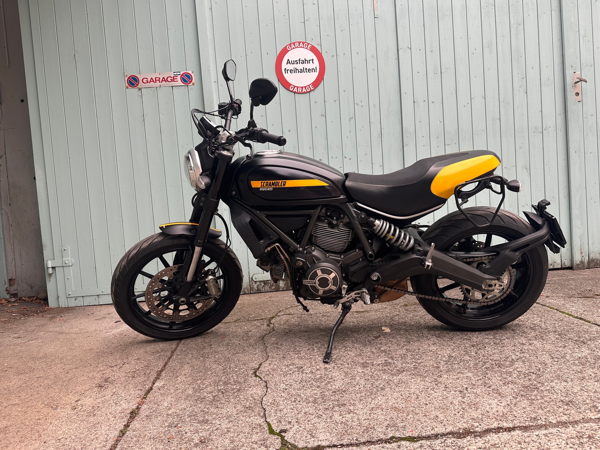 DUCATI Scrambler 800 Full Throttle-image-1