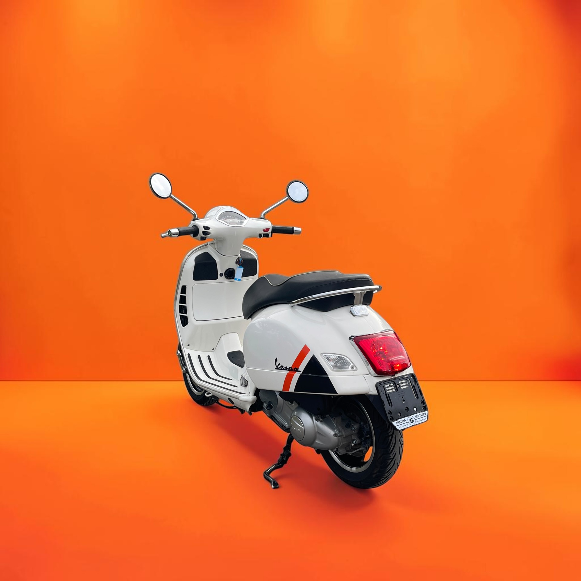 PIAGGIO Vespa GTS Super 300 i.e ABS-image-4