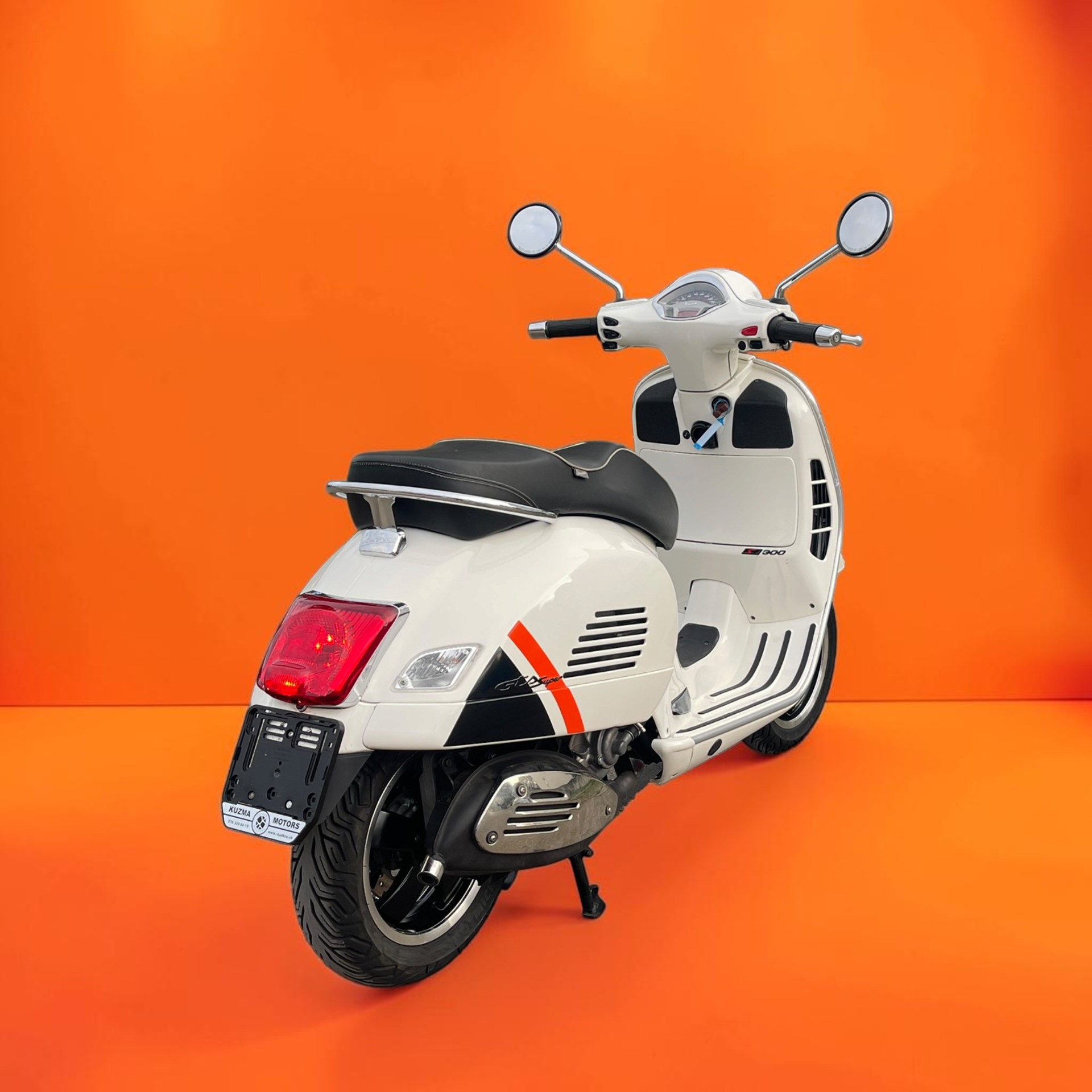 PIAGGIO Vespa GTS Super 300 i.e ABS-image-3