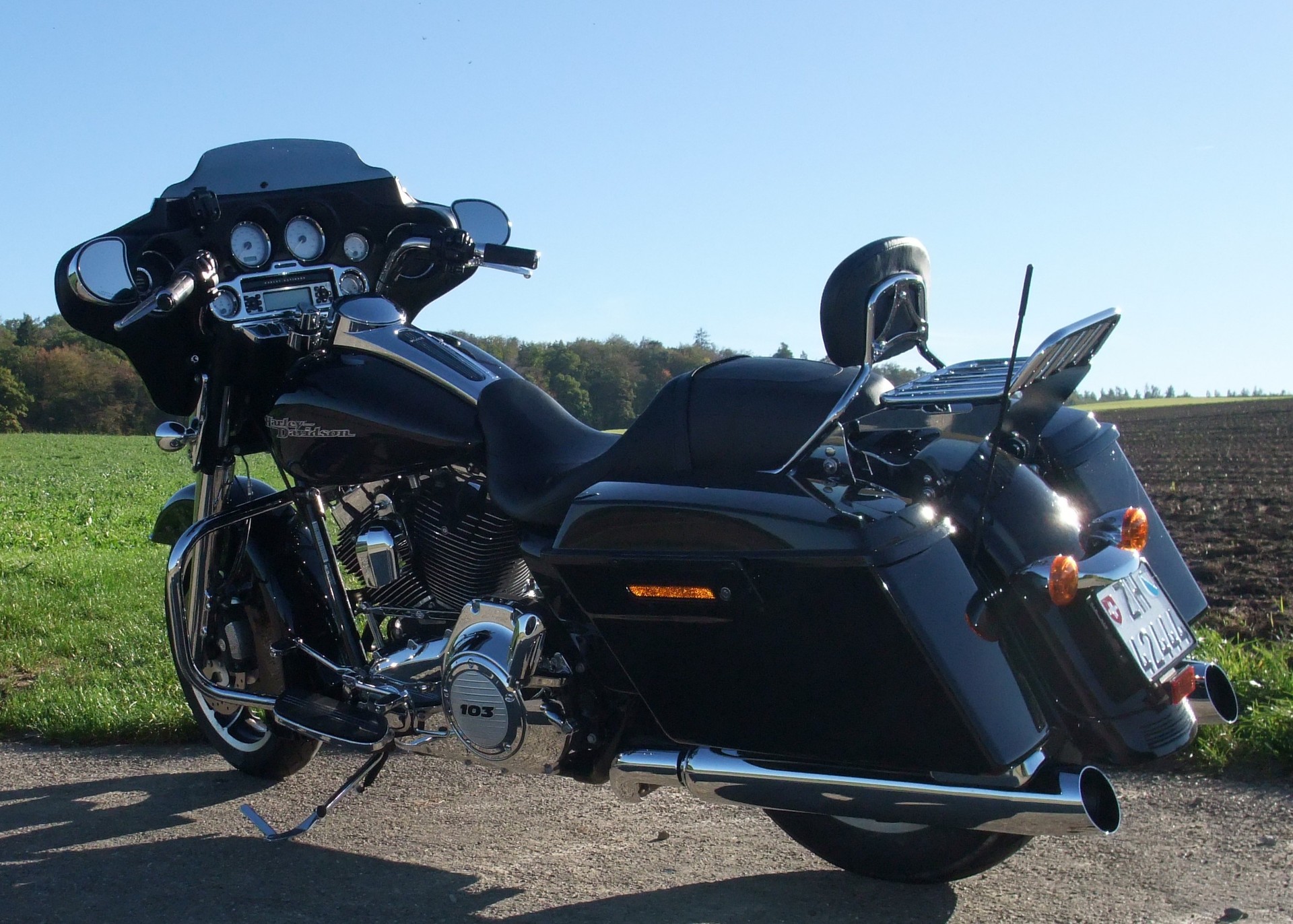 HARLEY-DAVIDSON FLHX Street Glide ABS-image-2