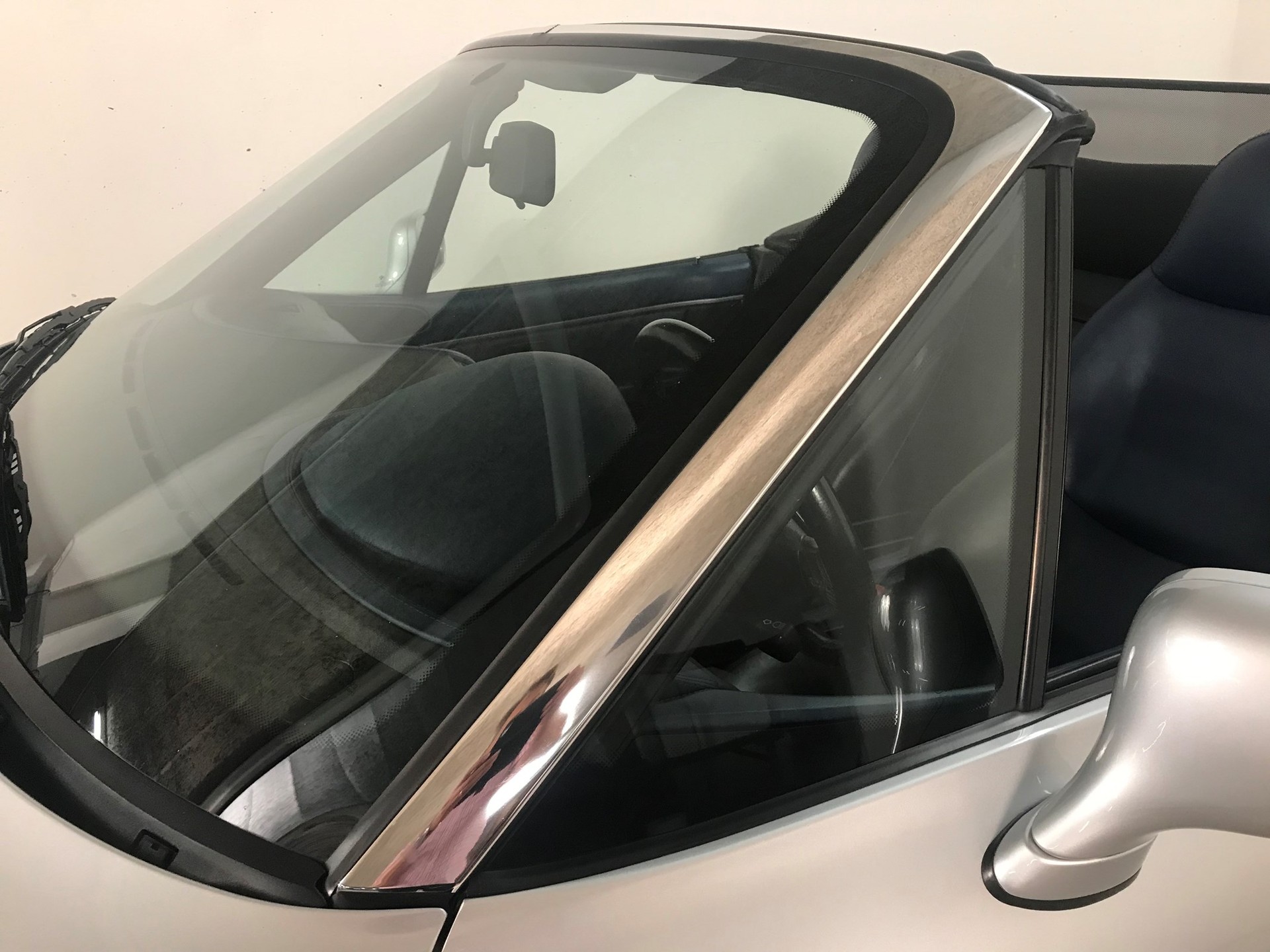 BMW Z3 3.0i Roadster, Klima, Hi-Fi System Harman Kardon, El. Verdeck, Sportsitze, Bicolor-Interieur, top gepflegter Zustand-image-8