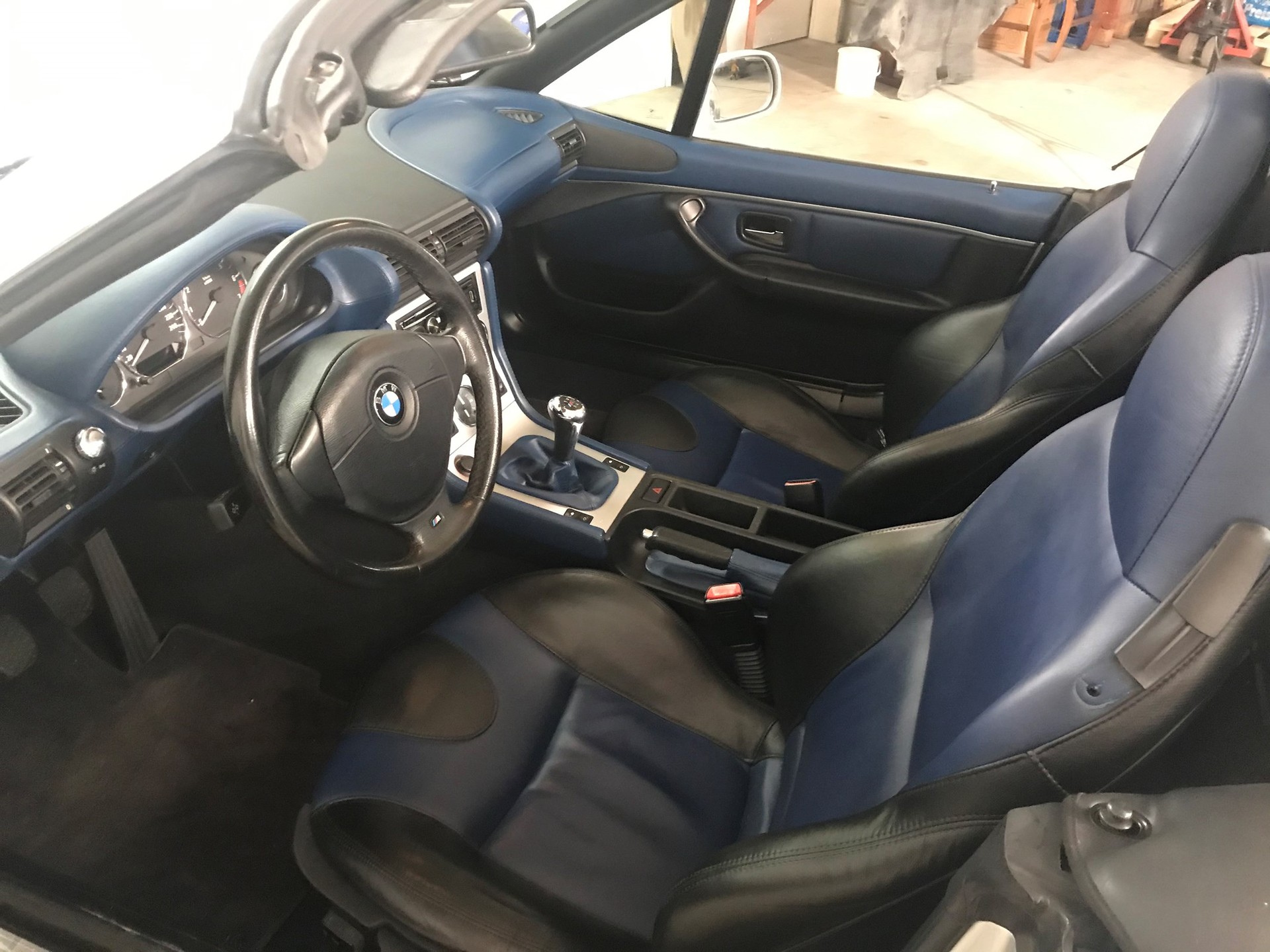 BMW Z3 3.0i Roadster, Klima, Hi-Fi System Harman Kardon, El. Verdeck, Sportsitze, Bicolor-Interieur, top gepflegter Zustand-image-12