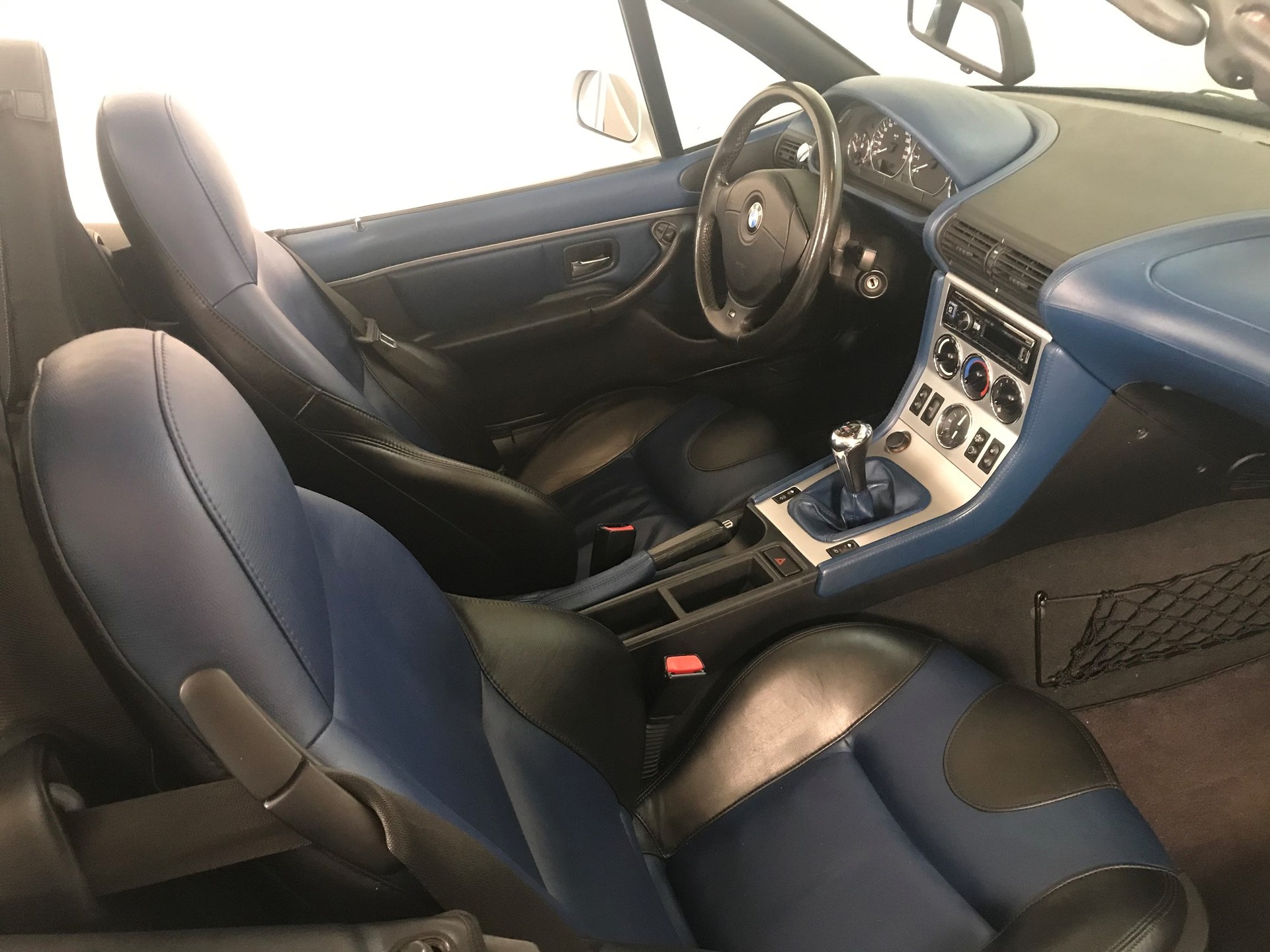 BMW Z3 3.0i Roadster, Klima, Hi-Fi System Harman Kardon, El. Verdeck, Sportsitze, Bicolor-Interieur, top gepflegter Zustand-image-14