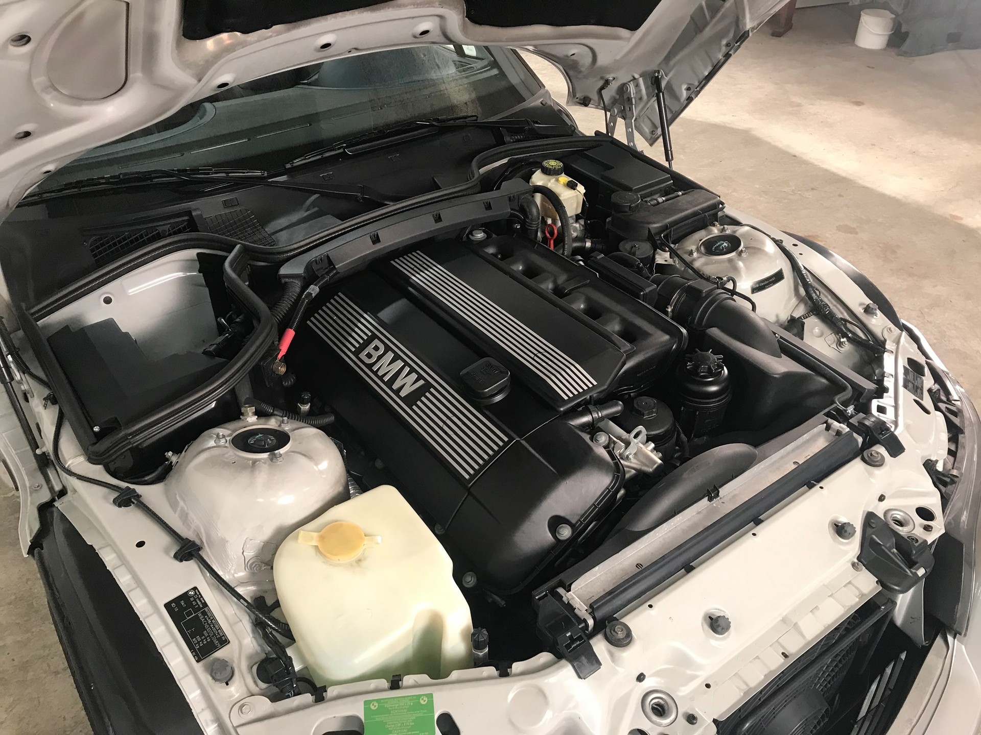 BMW Z3 3.0i Roadster, Klima, Hi-Fi System Harman Kardon, El. Verdeck, Sportsitze, Bicolor-Interieur, top gepflegter Zustand-image-18