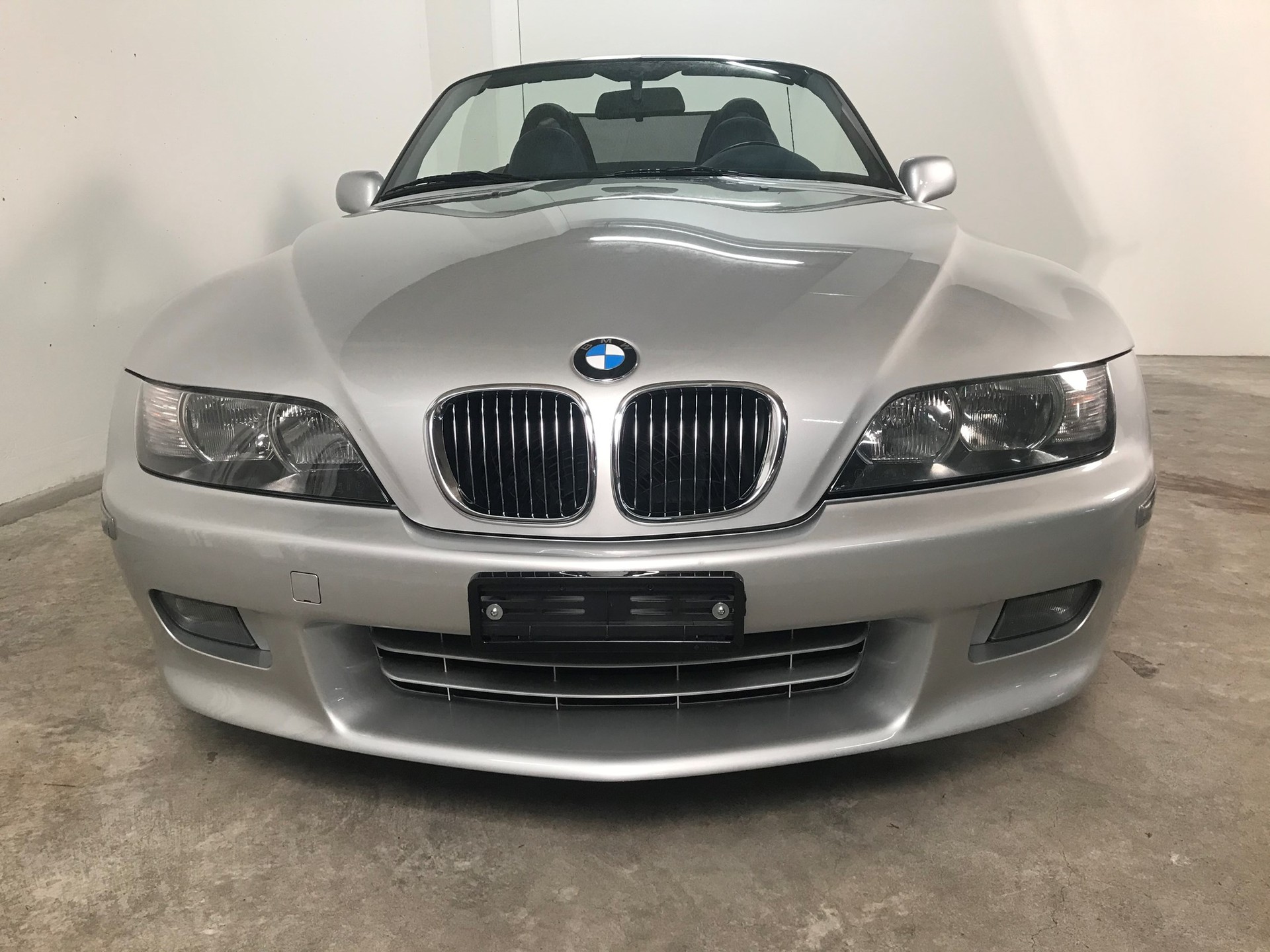 BMW Z3 3.0i Roadster, Klima, Hi-Fi System Harman Kardon, El. Verdeck, Sportsitze, Bicolor-Interieur, top gepflegter Zustand-image-1