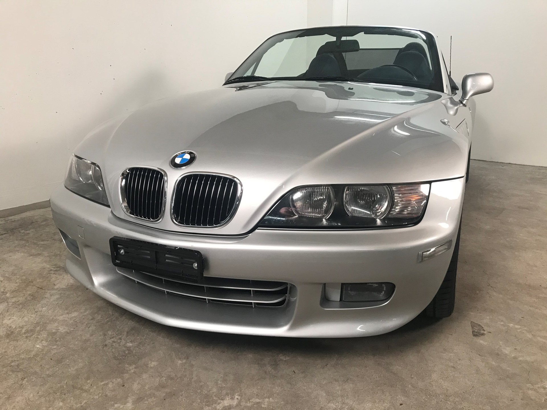 BMW Z3 3.0i Roadster, Klima, Hi-Fi System Harman Kardon, El. Verdeck, Sportsitze, Bicolor-Interieur, top gepflegter Zustand-image-2