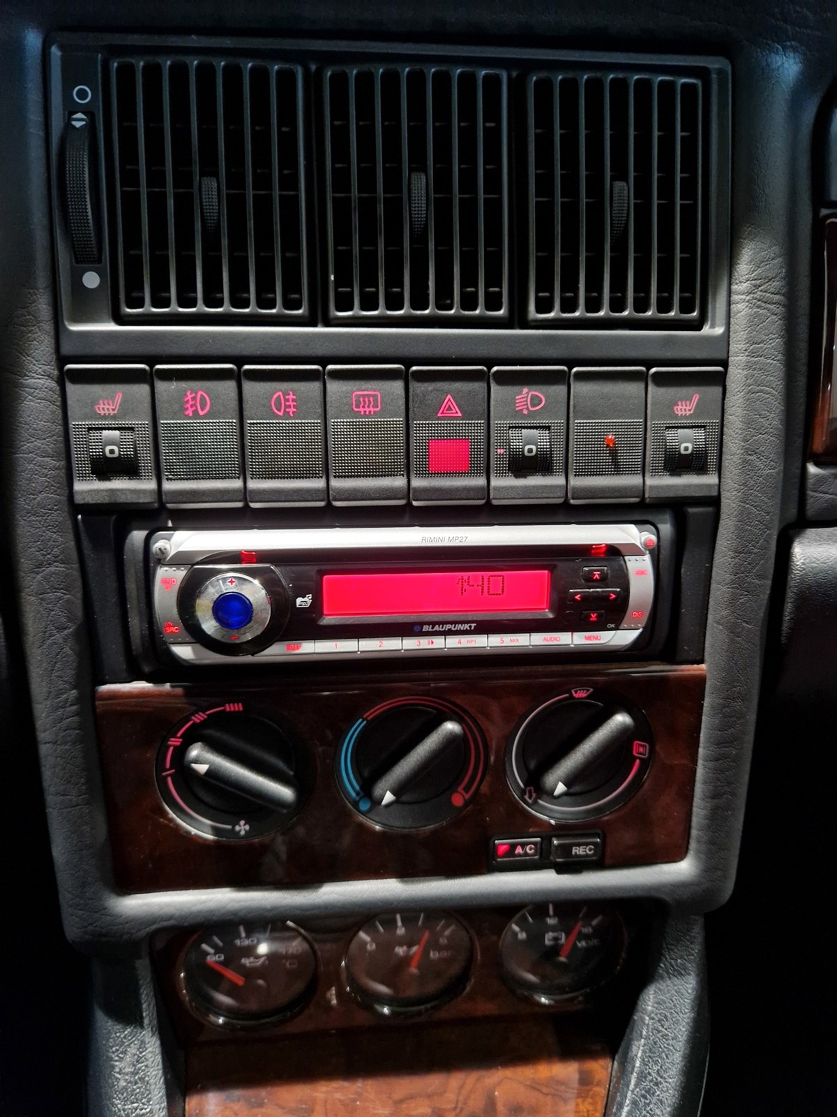 AUDI Cabriolet 2.6 E Elégance-image-7