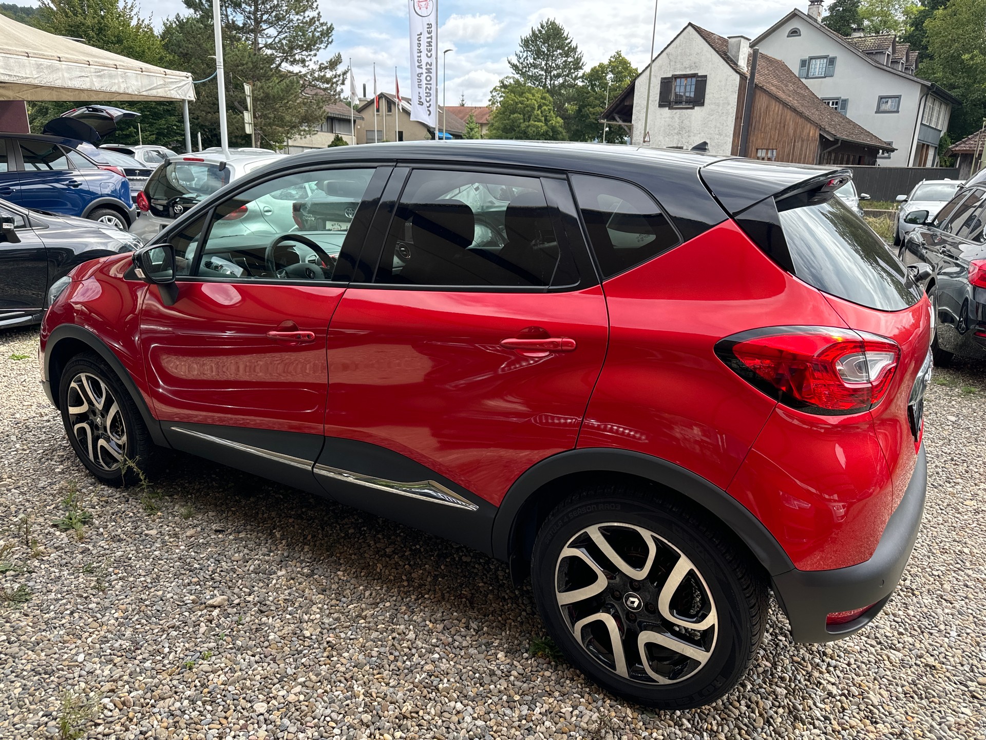 RENAULT CAPTUR 1.5 dCi, 110 PS-image-8