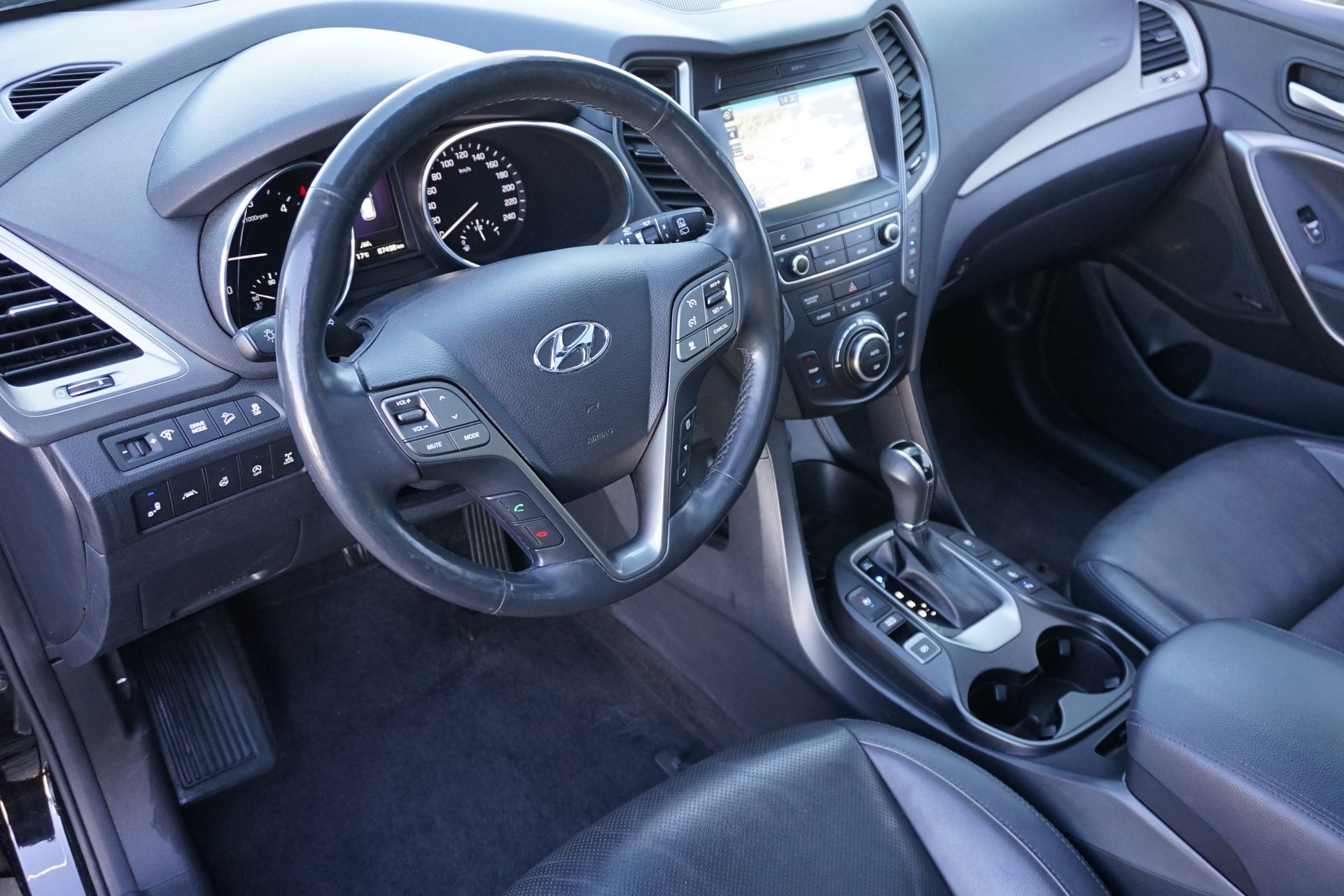 HYUNDAI Grand SantaFe 2.2CRDI Vertex 4WD 7-Plätzer-image-16