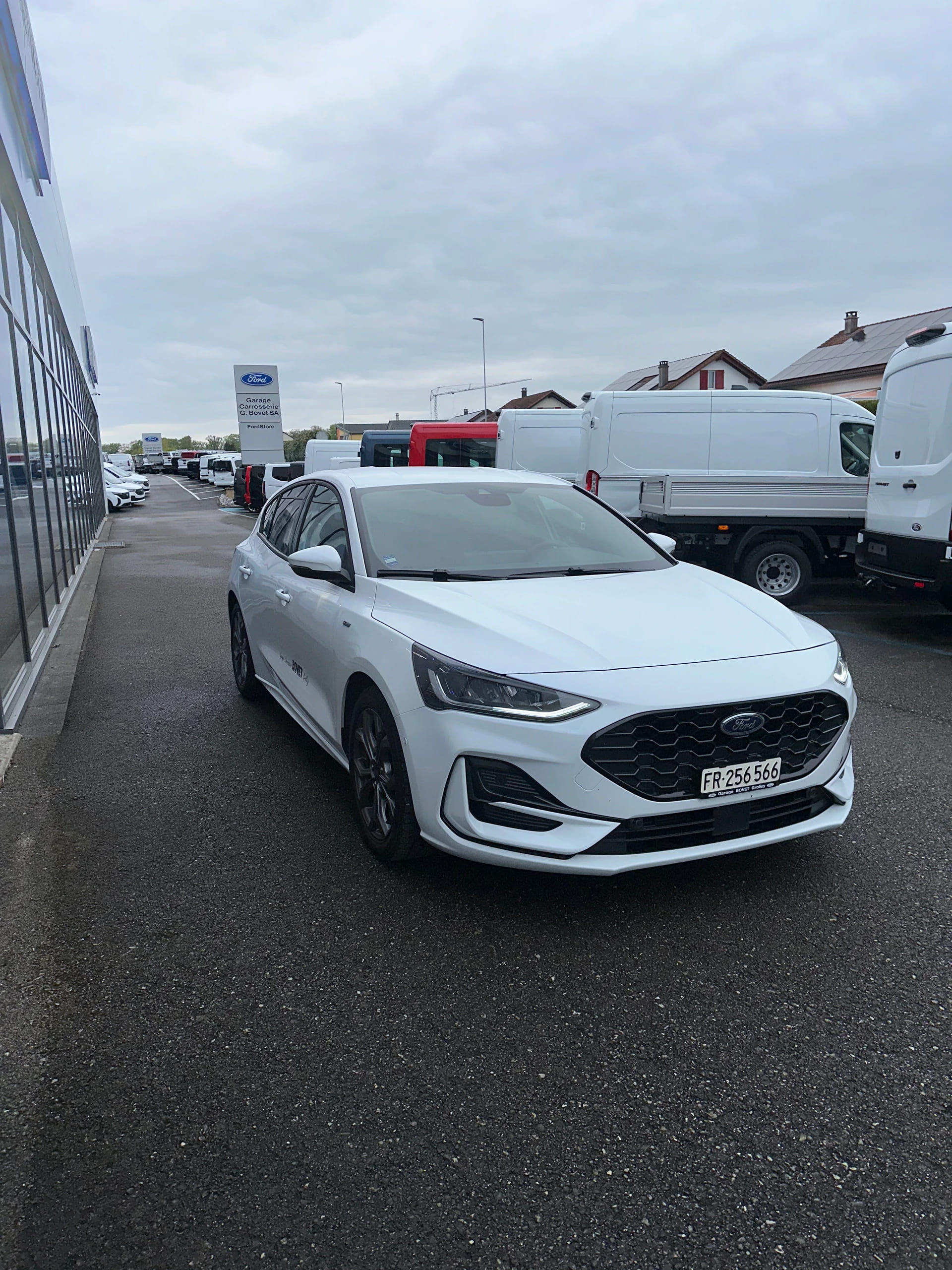 FORD Focus 1.0i EcoB Hybrid 155 ST- ST-Line/Aut.-image-7