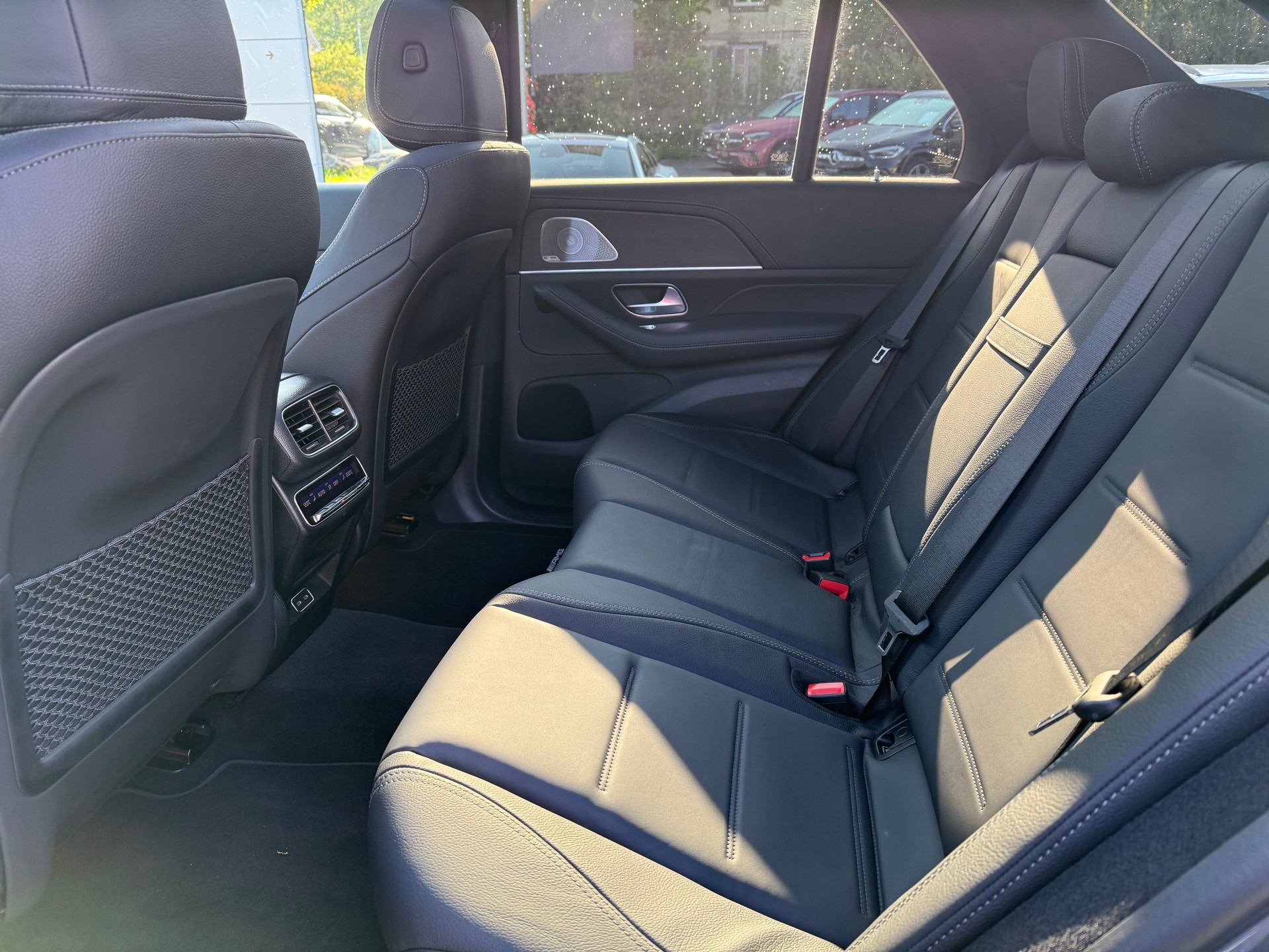 MERCEDES-BENZ GLE 300 d 4Matic-image-5