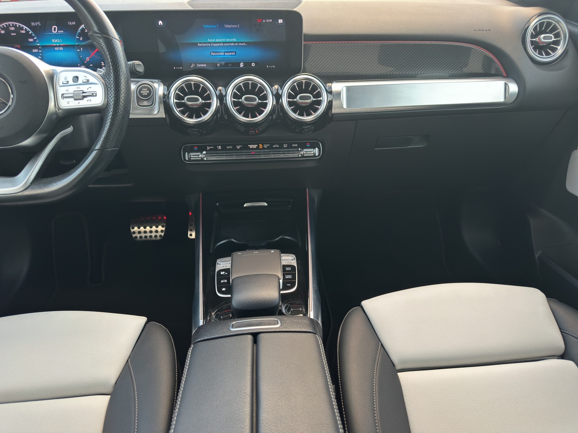 MERCEDES-BENZ GLB 250 4Matic AMG Line 8G-Tronic-image-13