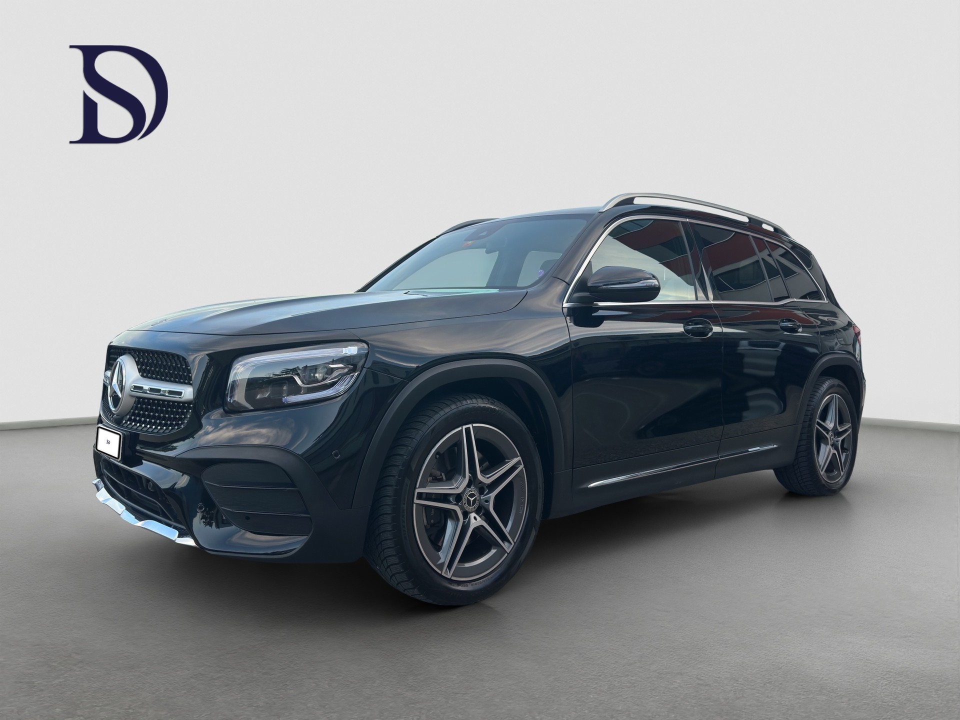 MERCEDES-BENZ GLB 250 4Matic AMG Line 8G-Tronic-showroom-element-2