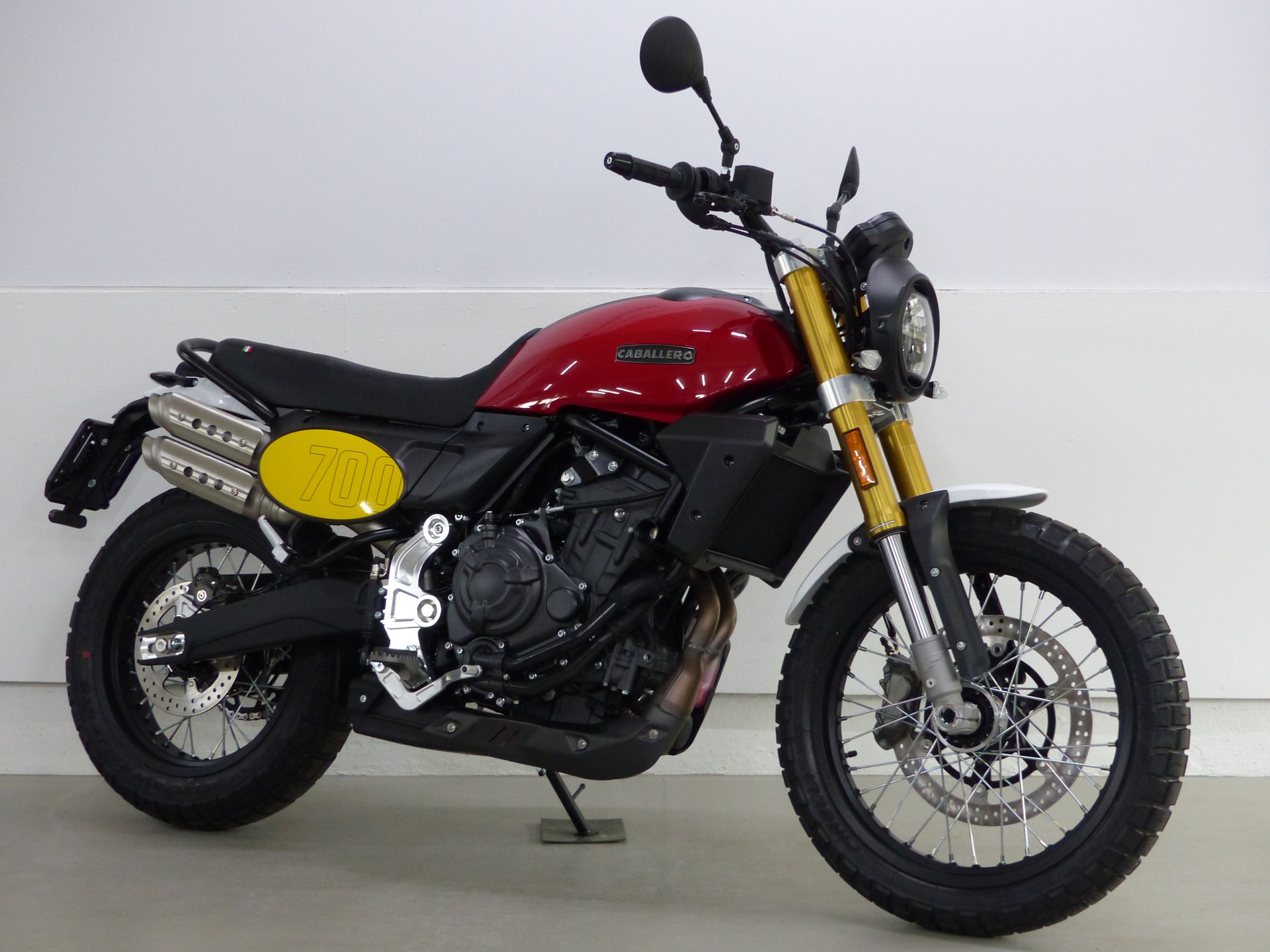 FANTIC Caballero 700 Scrambler-showroom-element-1