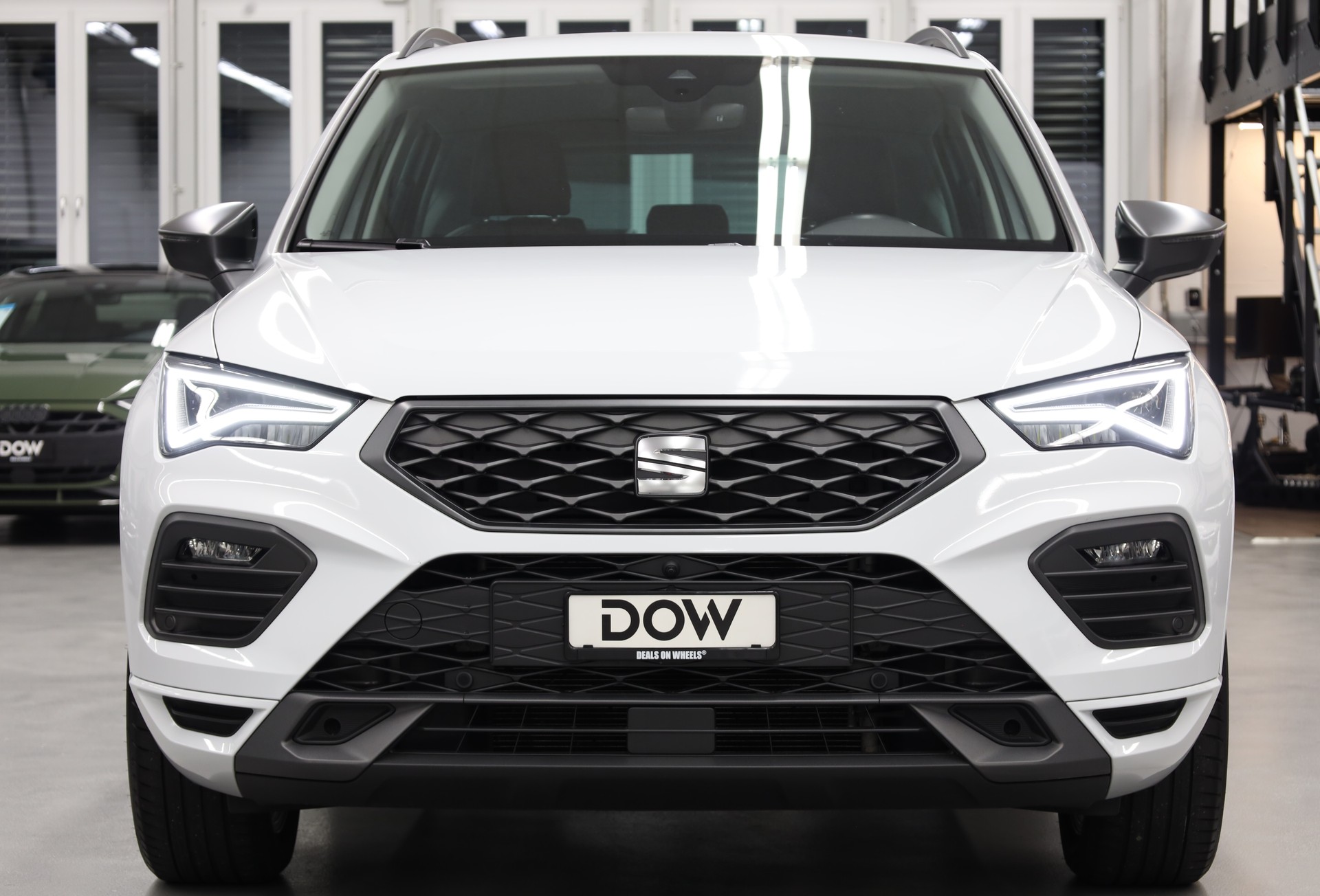 SEAT Ateca 2.0 TSI Hola FR 4Drive DSG-showroom-element-3