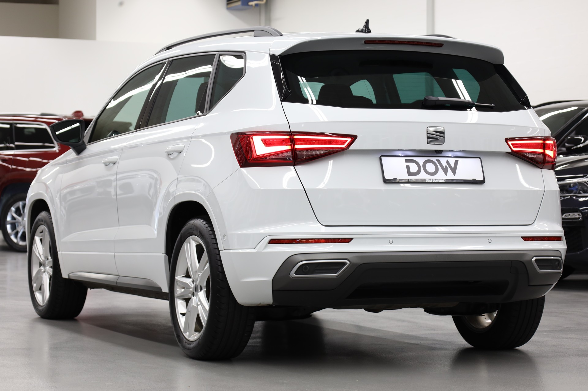 SEAT Ateca 2.0 TSI Hola FR 4Drive DSG-image-6