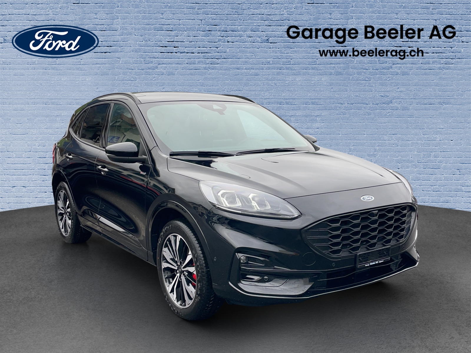 FORD Kuga 2.5 Plug-in Hybrid ST-Line X-showroom-element-2