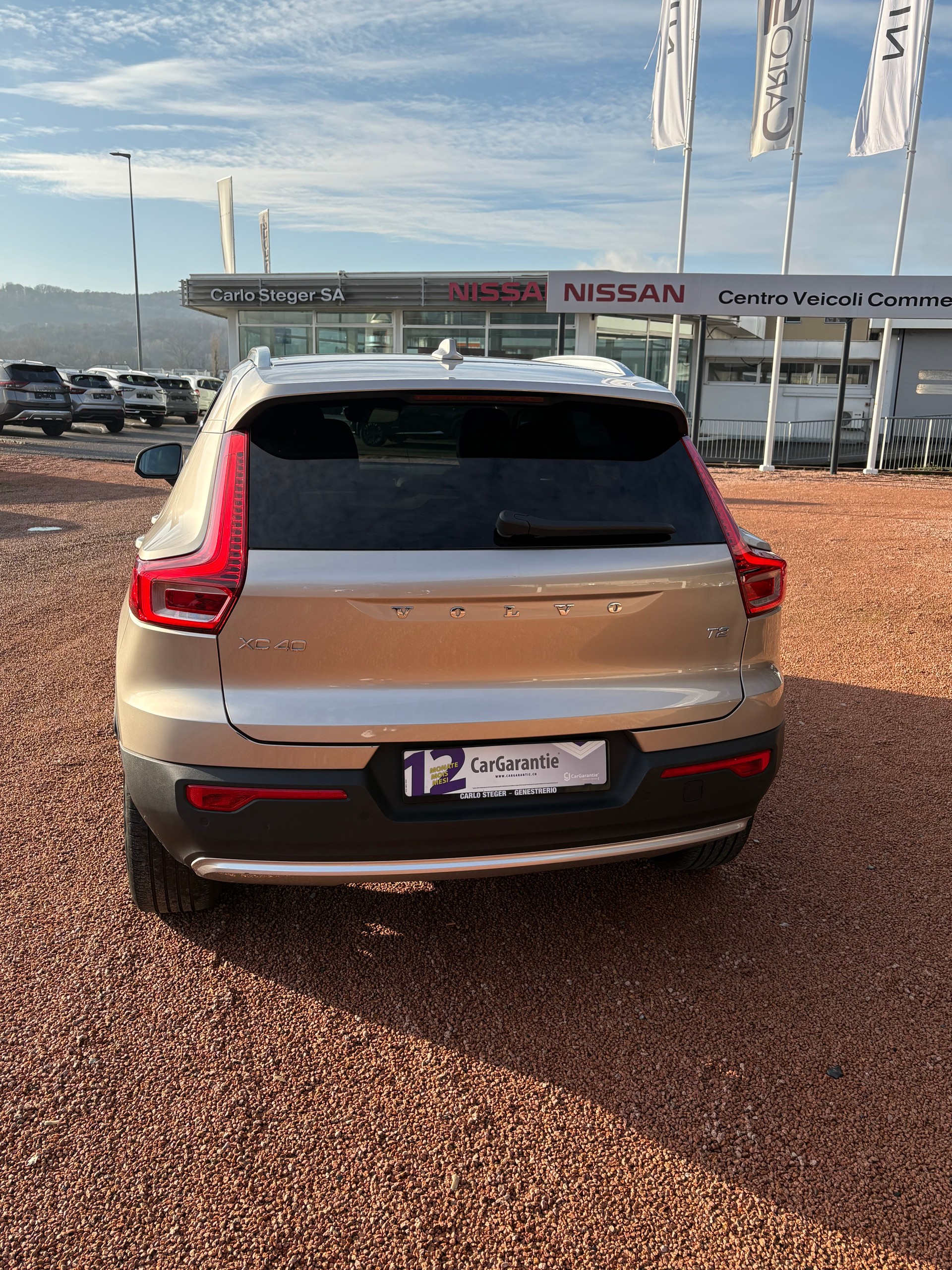 VOLVO XC40 T2 Core Geartronic-showroom-element-3