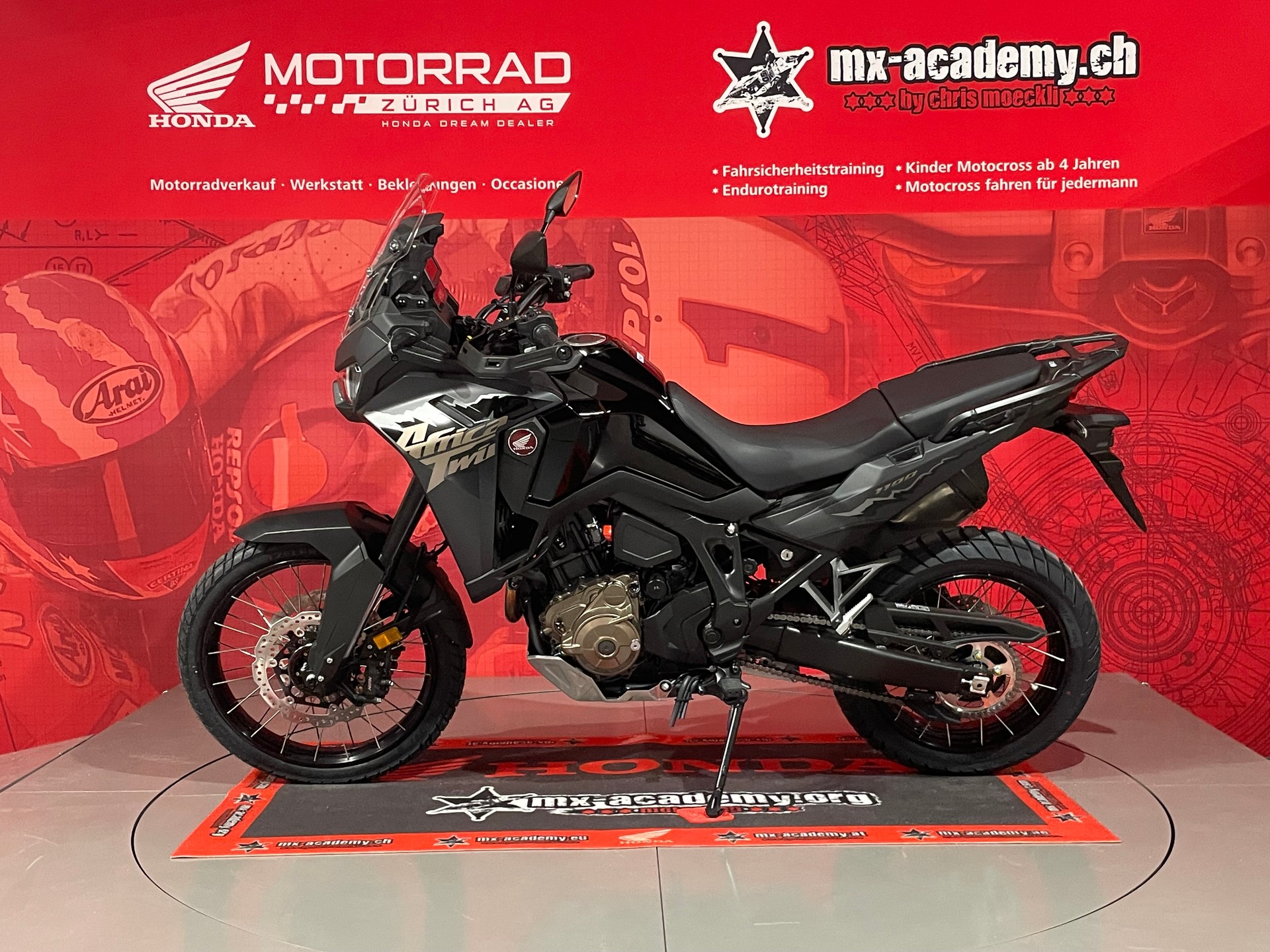 HONDA CRF1100L Africa Twin DCT **Modell 2026**Schwarz**Neufahrzeug**-showroom-element-1
