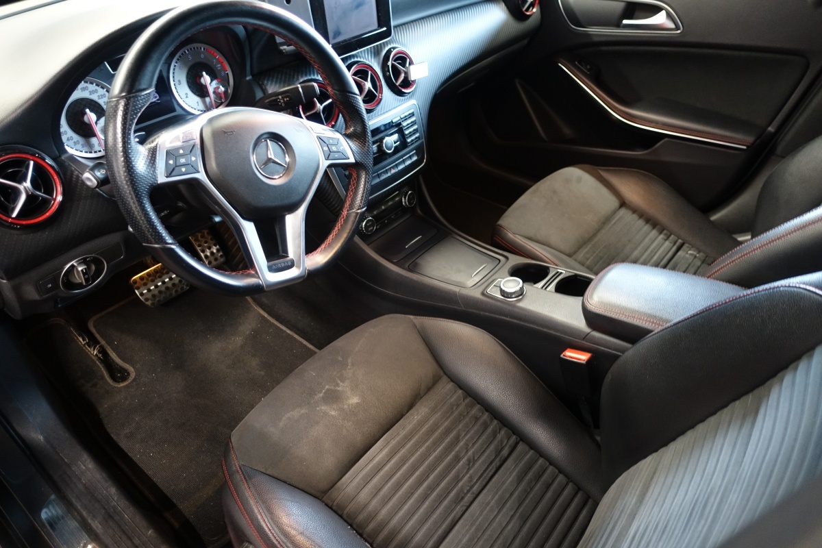 MERCEDES-BENZ A 250 Sport 7G-DCT-image-8