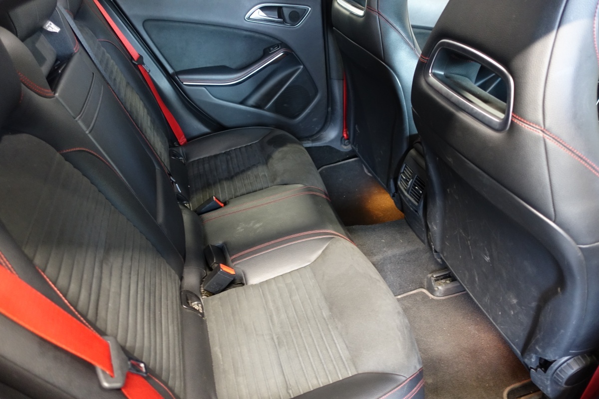 MERCEDES-BENZ A 250 Sport 7G-DCT-image-10