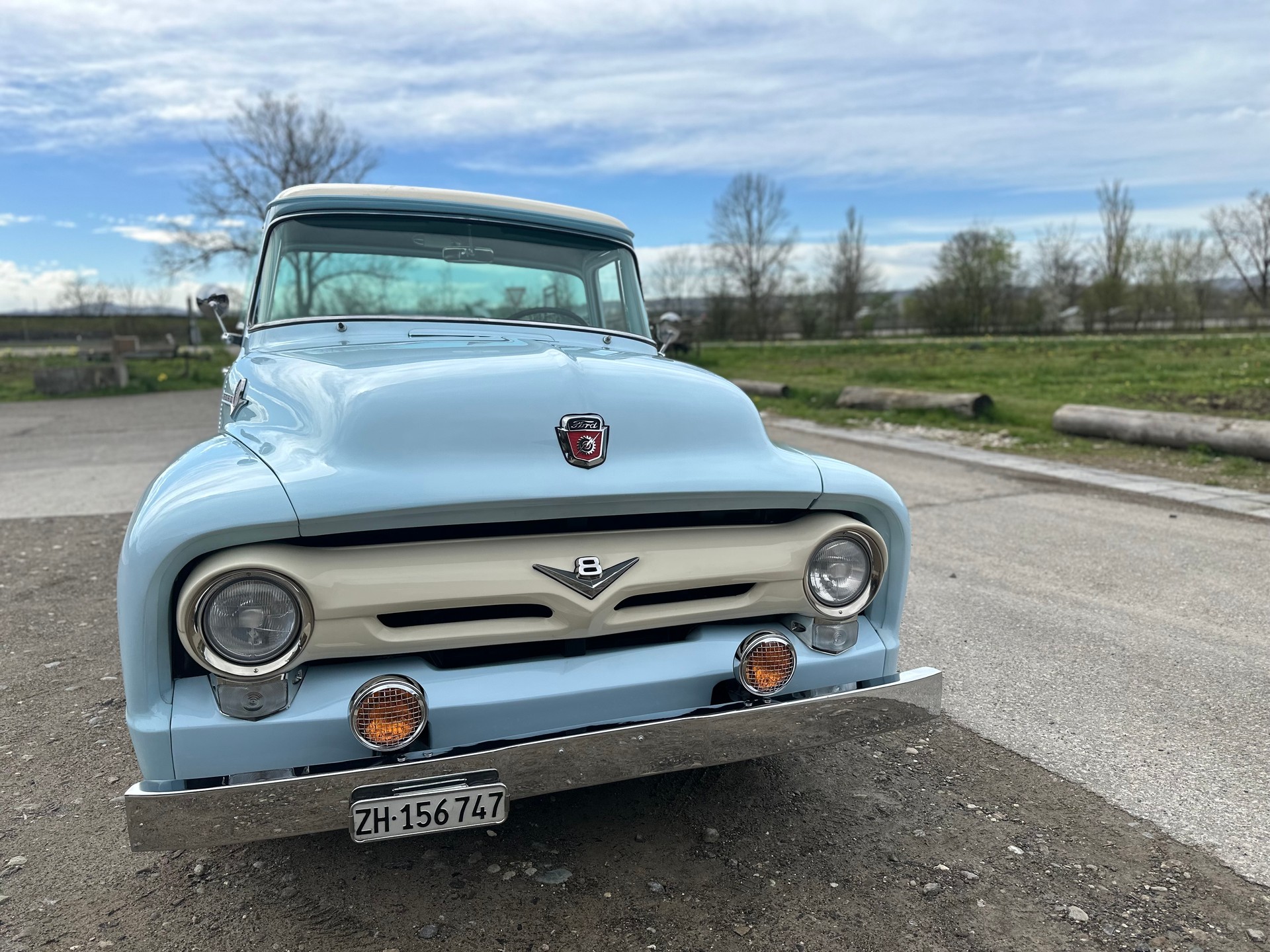 FORD F100 - Big Window!-image-4