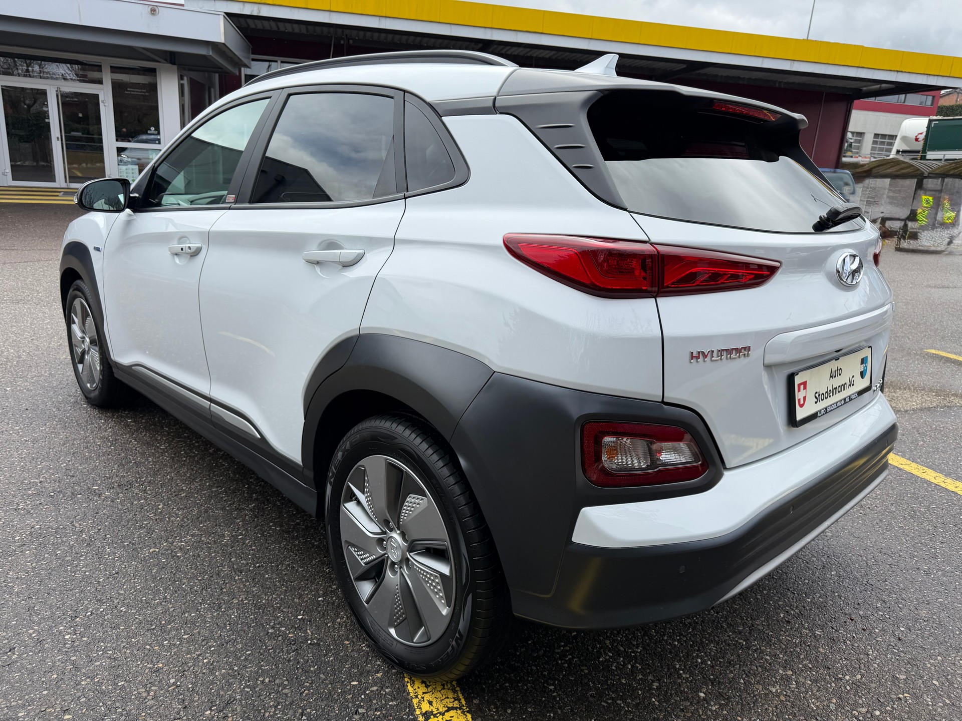HYUNDAI Kona Electric Vertex 64KWh-image-5