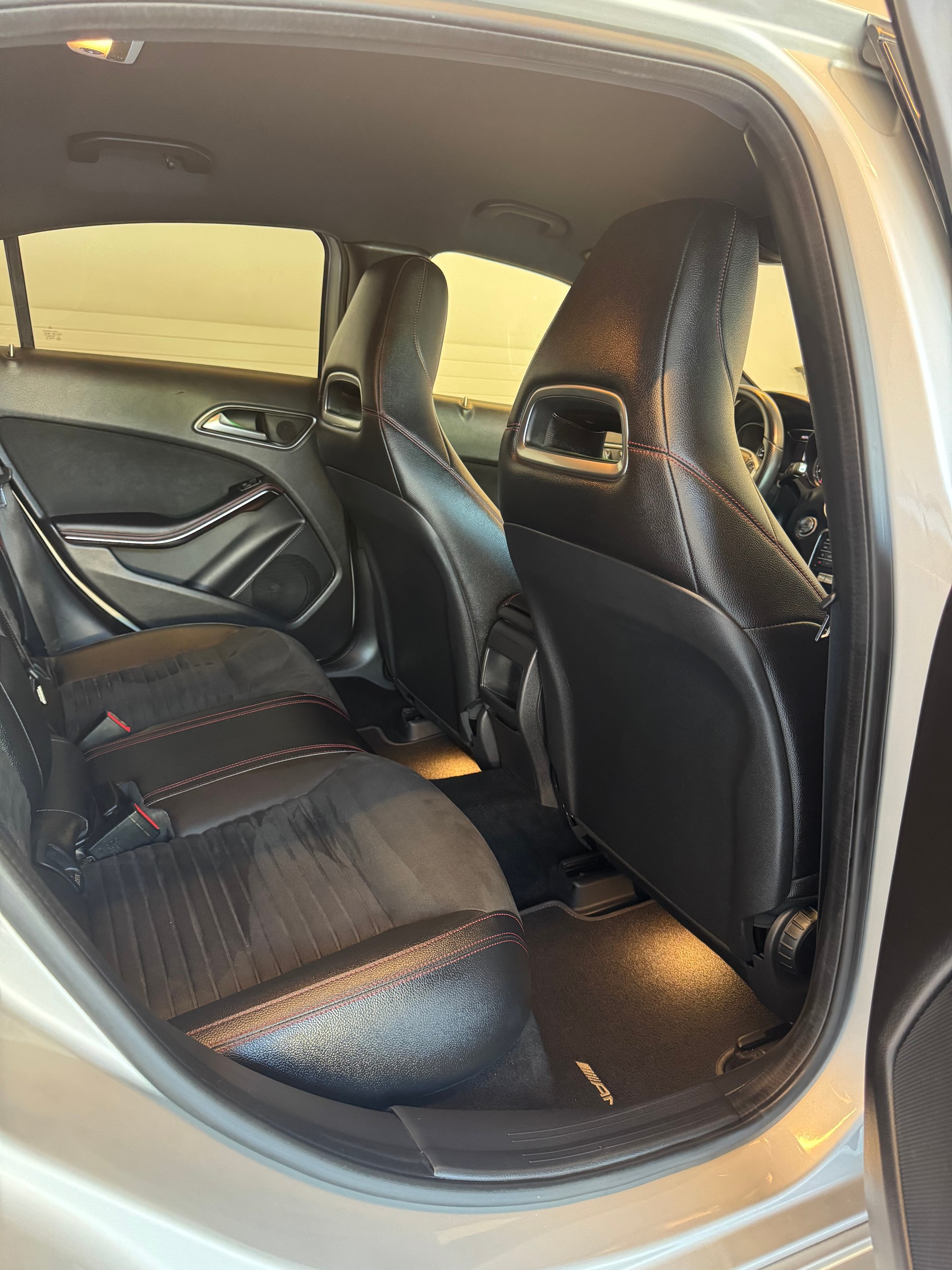 MERCEDES-BENZ A 250 SPORT AMG Line 4Matic 7G-DCT*CH-Fahrzeug*Frisch MFK*-image-12