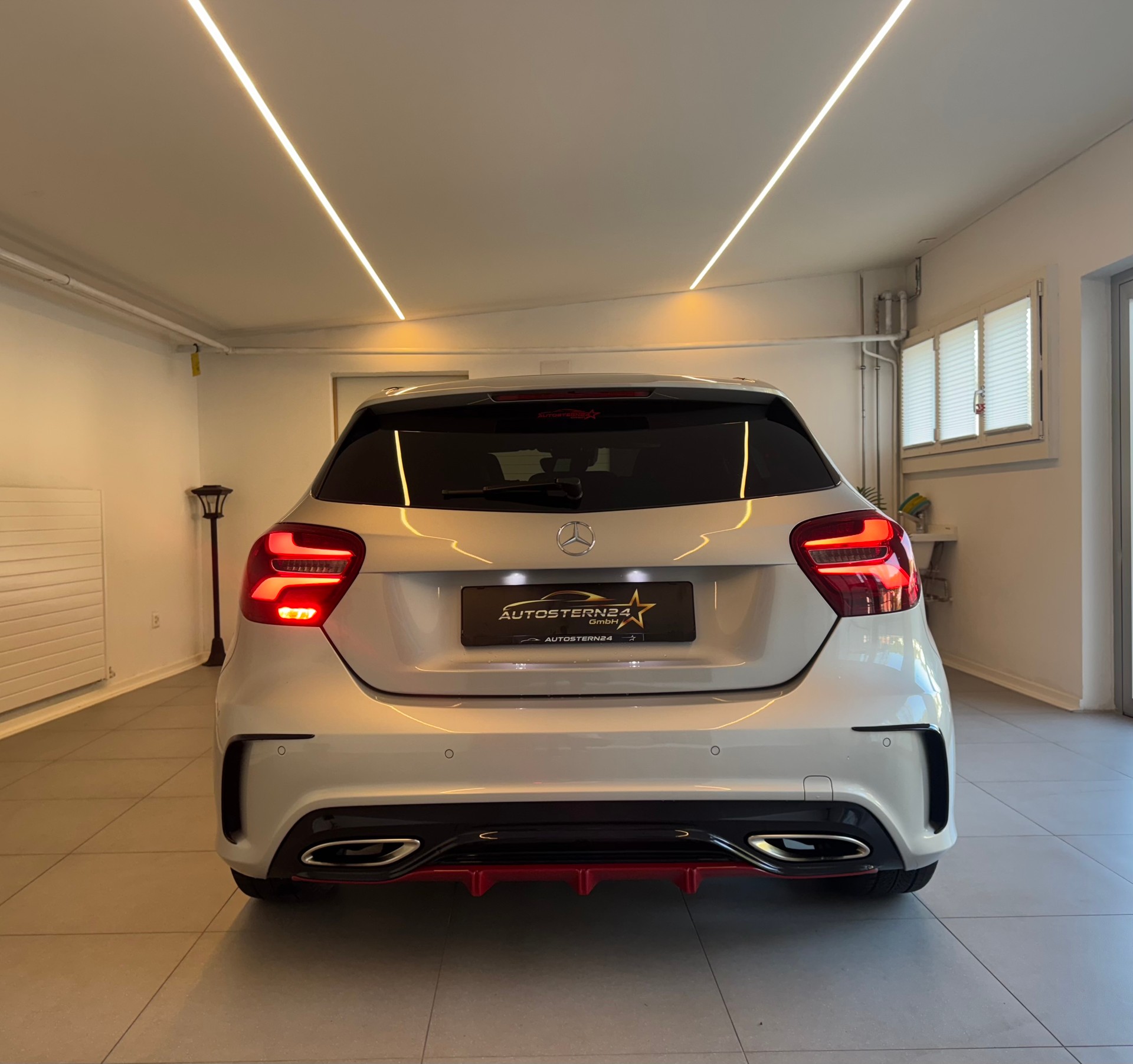 MERCEDES-BENZ A 250 SPORT AMG Line 4Matic 7G-DCT*CH-Fahrzeug*Frisch MFK*-showroom-element-3