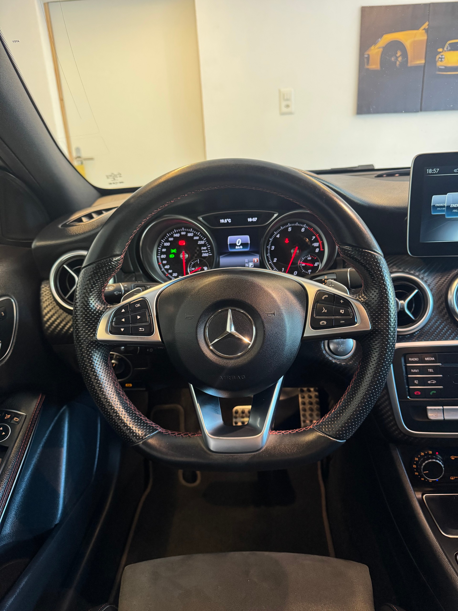 MERCEDES-BENZ A 250 SPORT AMG Line 4Matic 7G-DCT*CH-Fahrzeug*Frisch MFK*-image-18