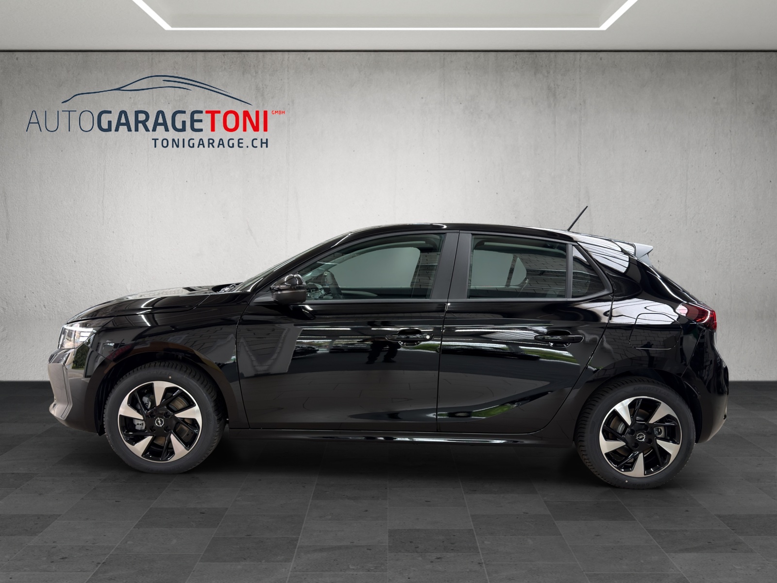 OPEL Corsa e- 50kWh Edition-showroom-element-3
