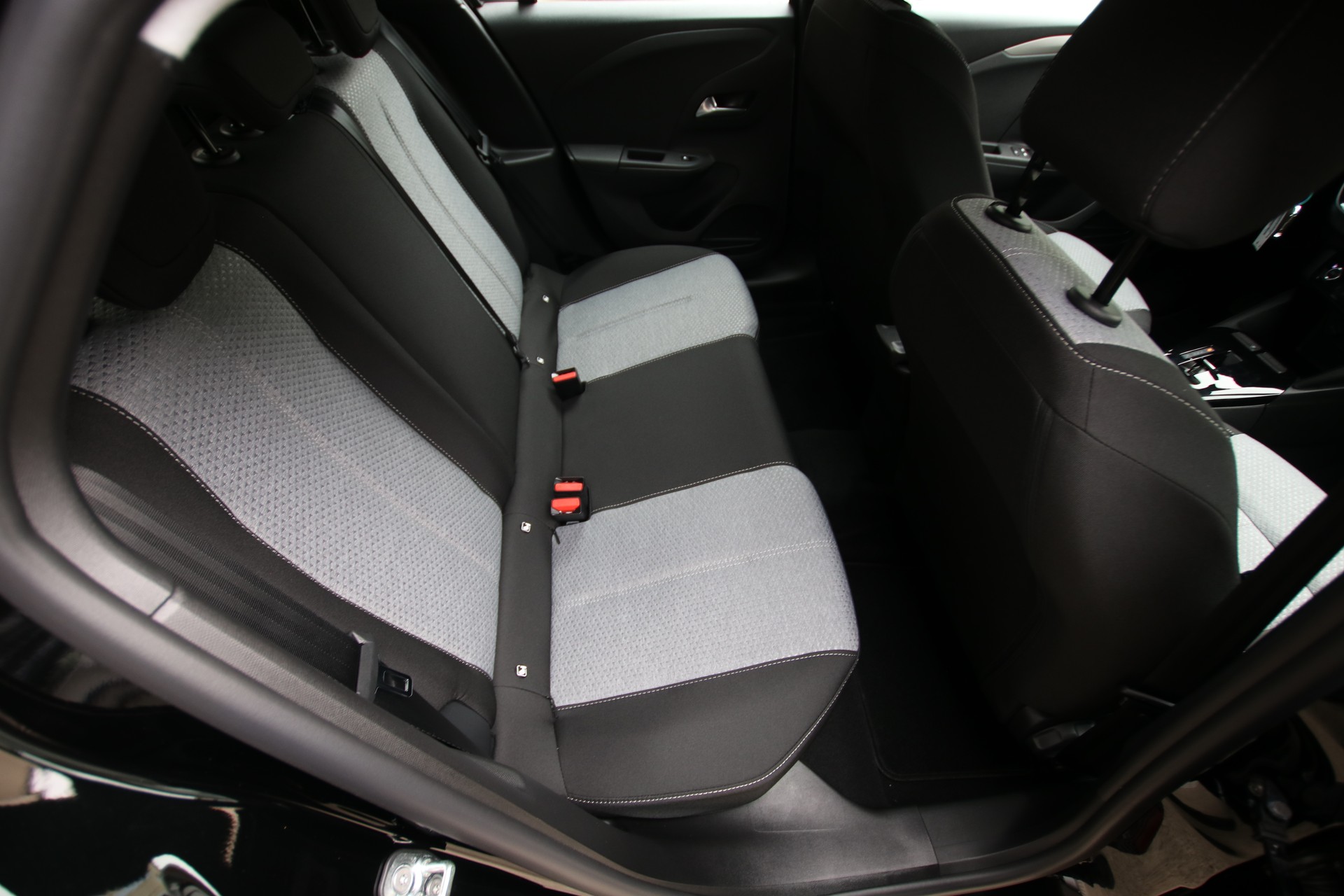 OPEL Corsa e- 50kWh Edition-image-14