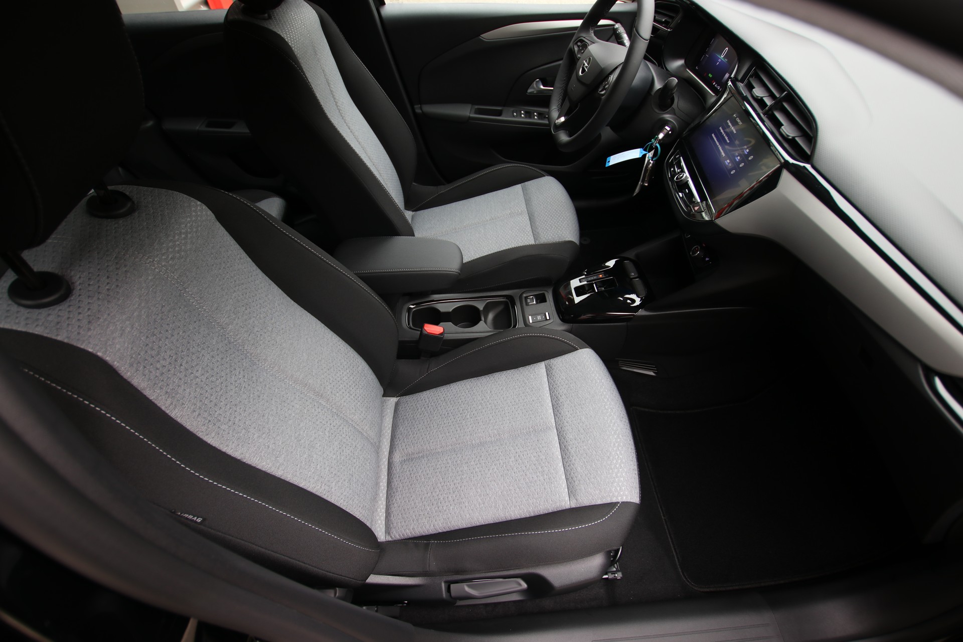 OPEL Corsa e- 50kWh Edition-image-12