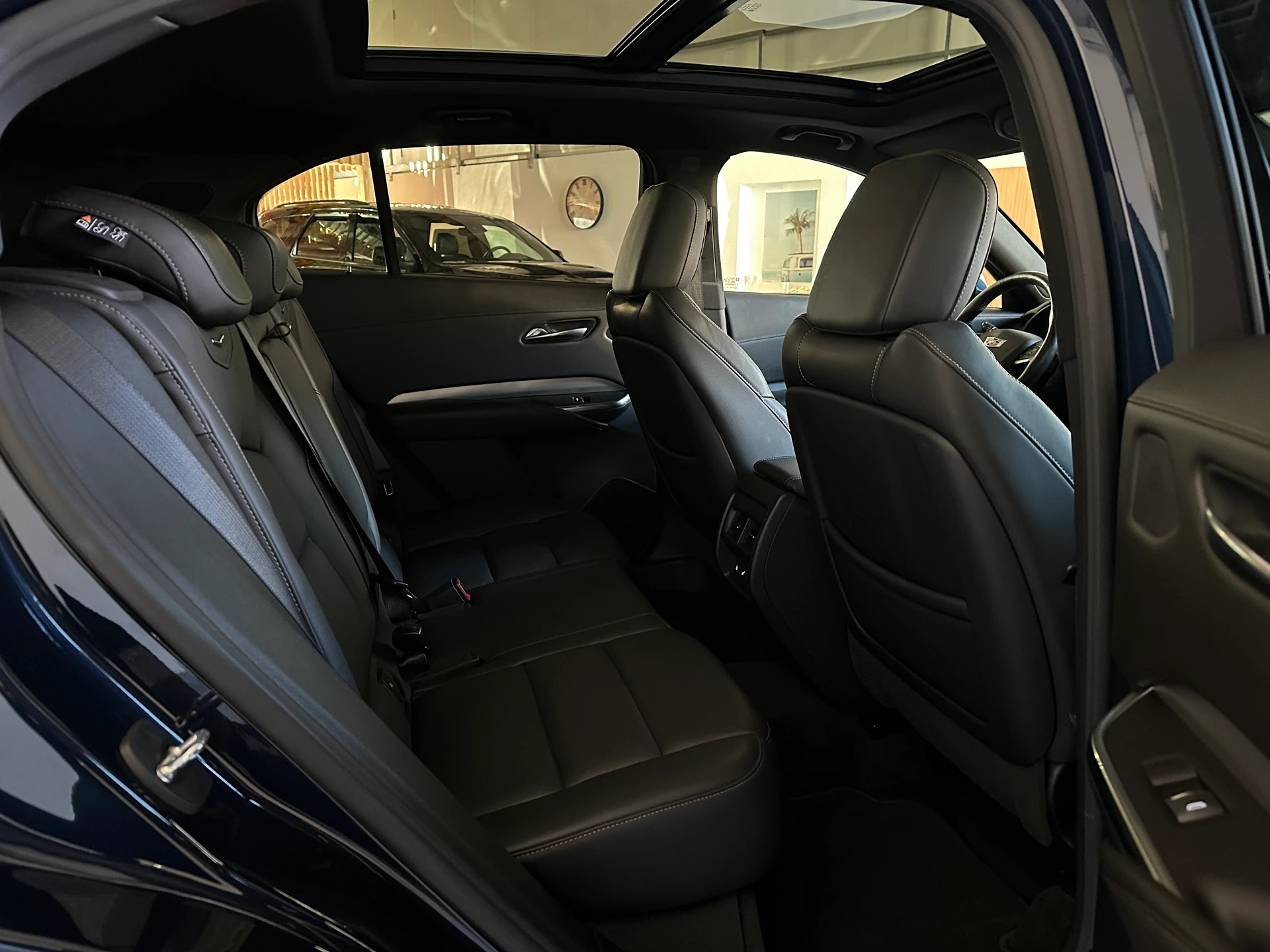 CADILLAC XT4 350T 2.0 Premium Luxury AWD Automat-image-5