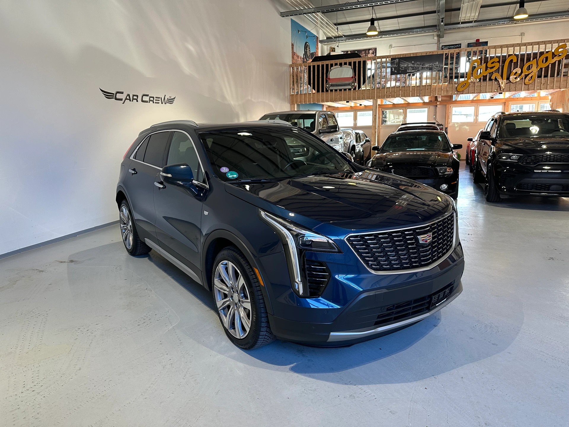 CADILLAC XT4 350T 2.0 Premium Luxury AWD Automat-image-2