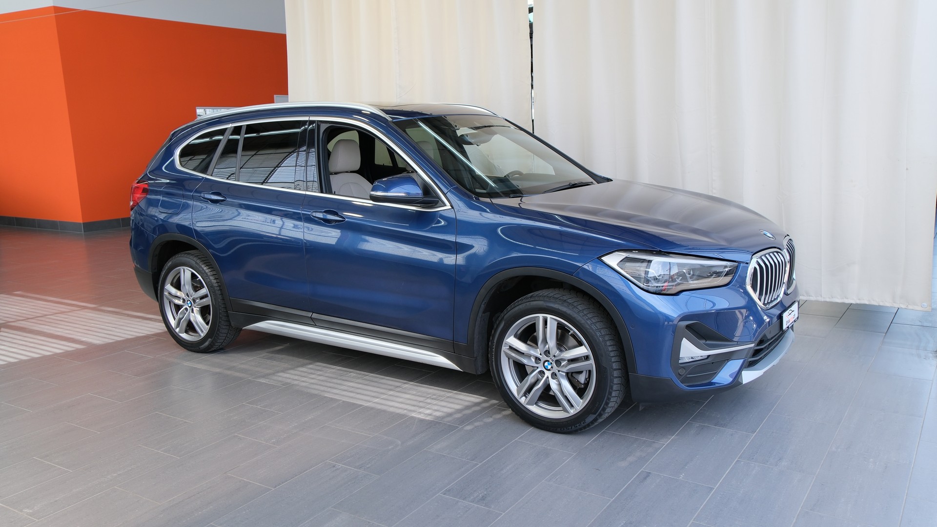 BMW X1 xDrive 20i xLine Steptronic-image-28