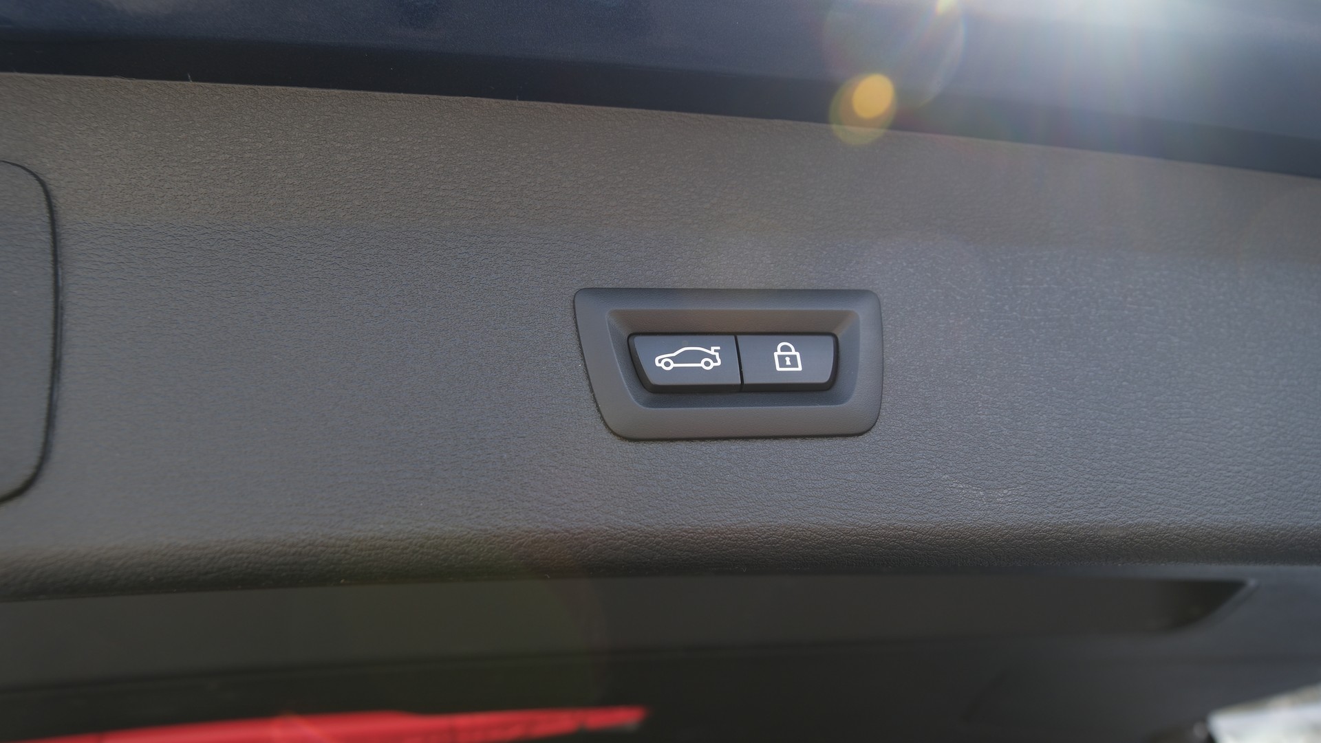 BMW X1 xDrive 20i xLine Steptronic-image-23