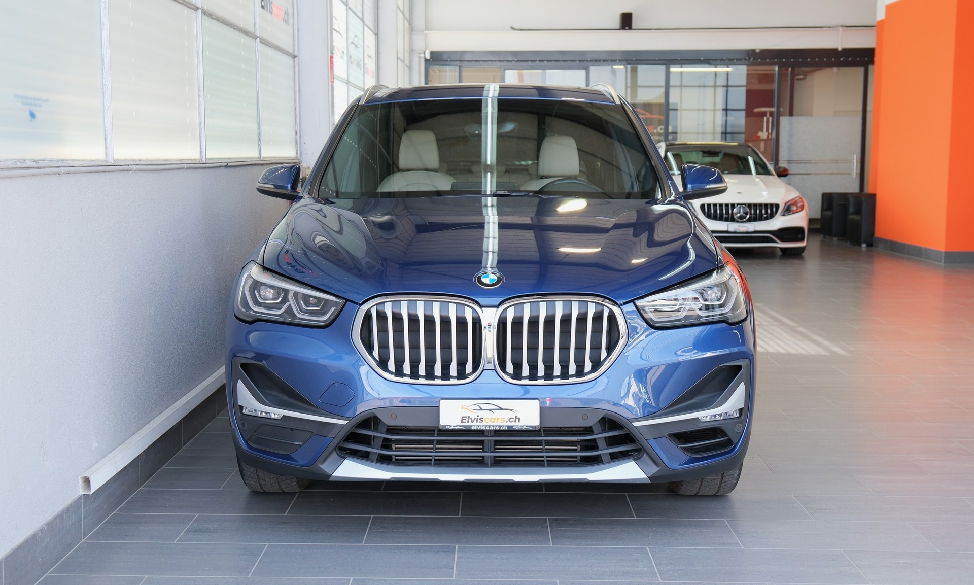 BMW X1 xDrive 20i xLine Steptronic-image-31