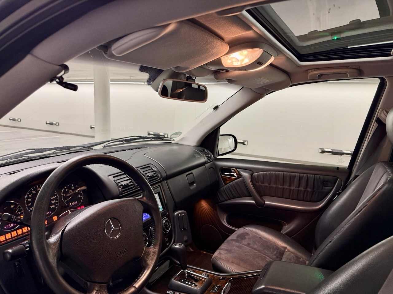 MERCEDES-BENZ ML 270 CDI Final Edition-image-9