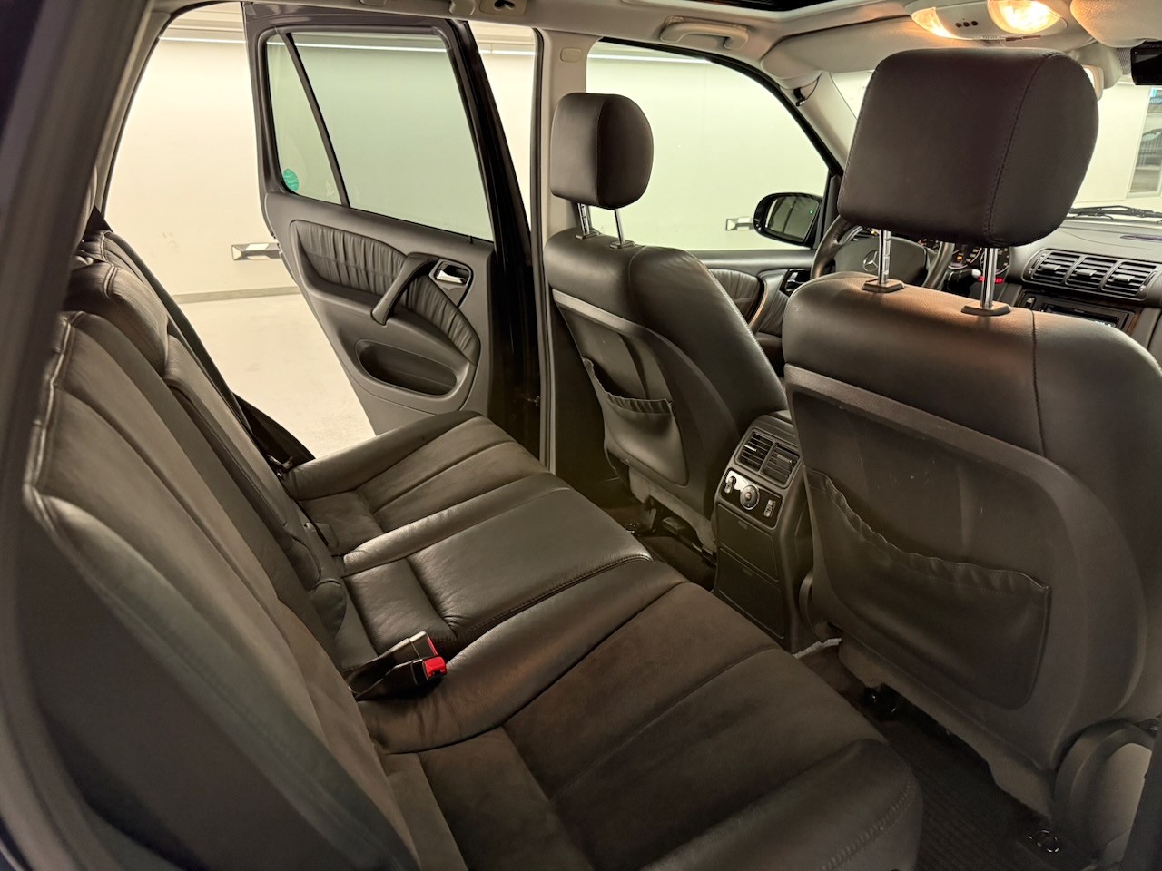 MERCEDES-BENZ ML 270 CDI Final Edition-image-7