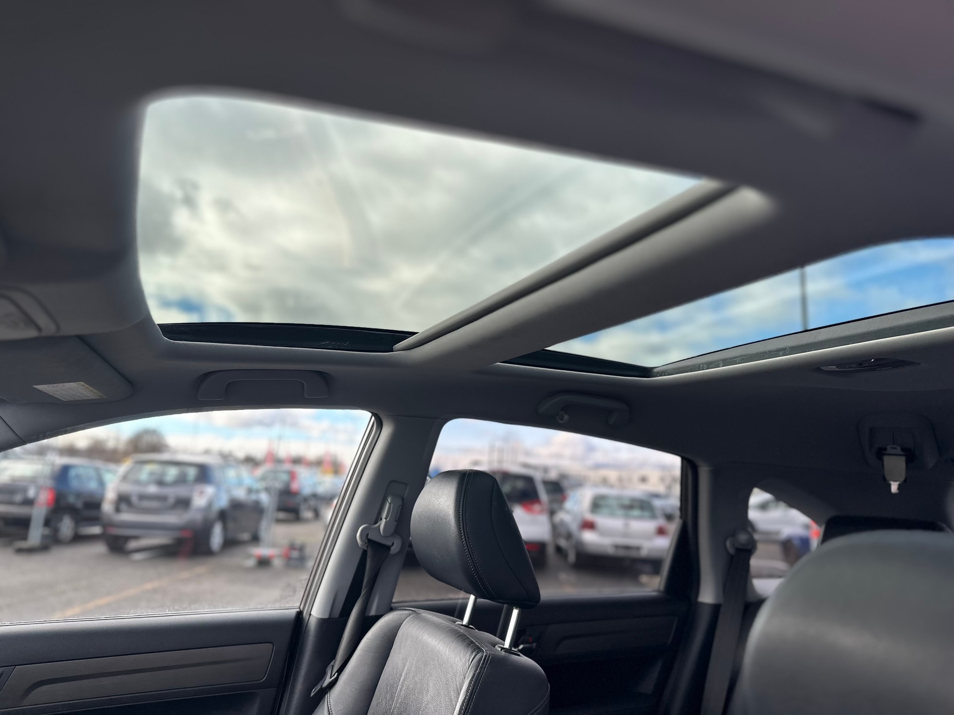 HONDA CR-V 2.2 i-DTEC 4WD Executive-image-10