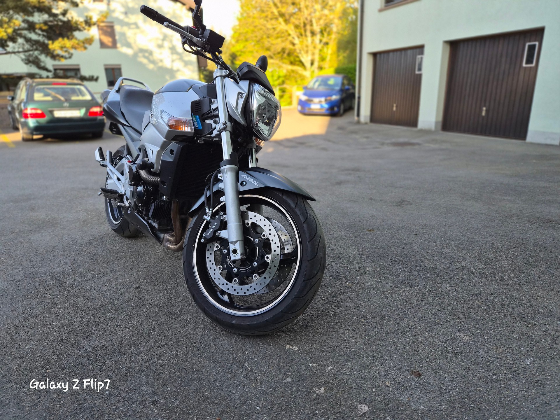 SUZUKI GSR 600 ABS K7-image-2