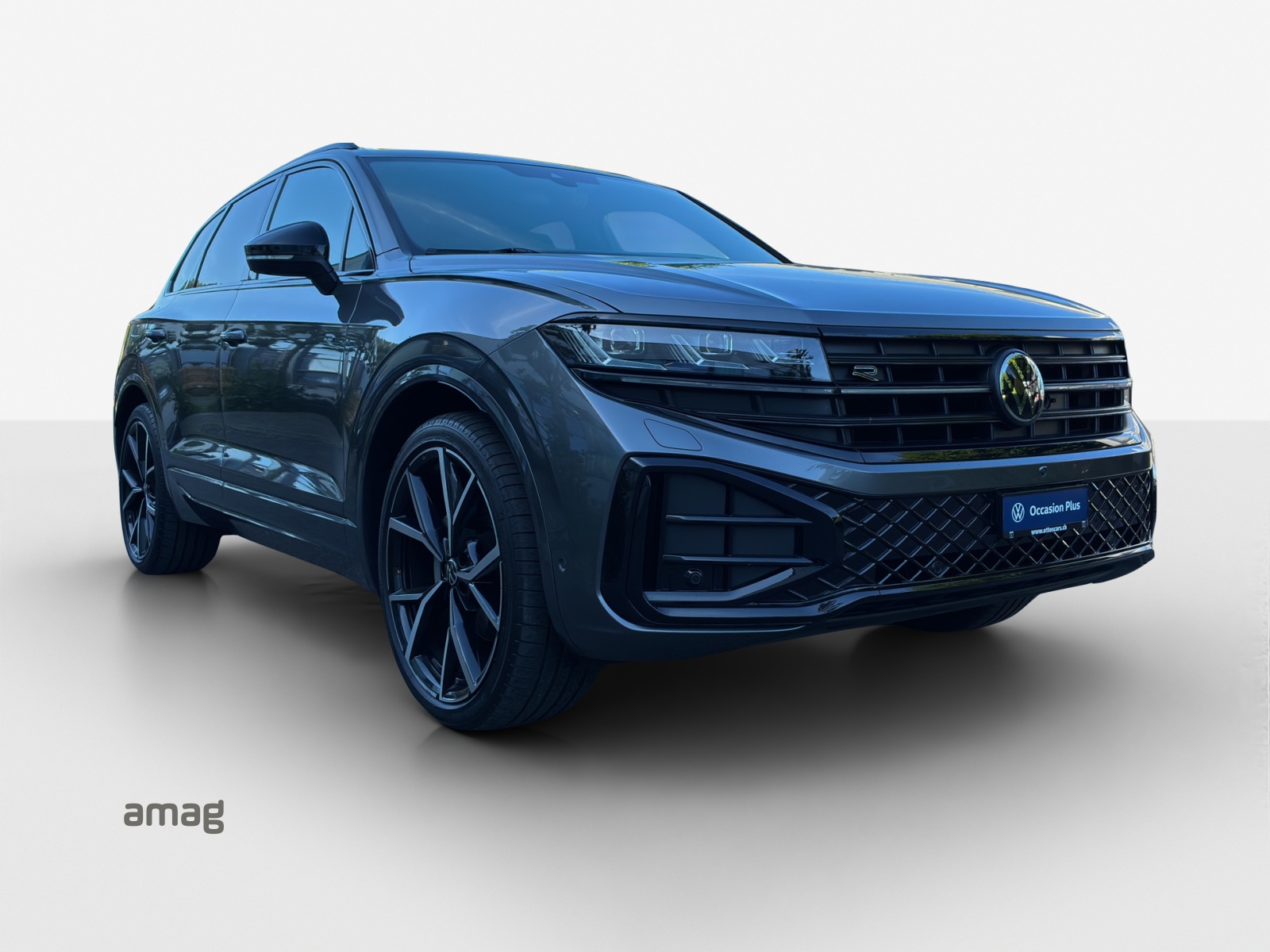 VW Touareg 3.0 TDI R-Line Tiptronic-image-5